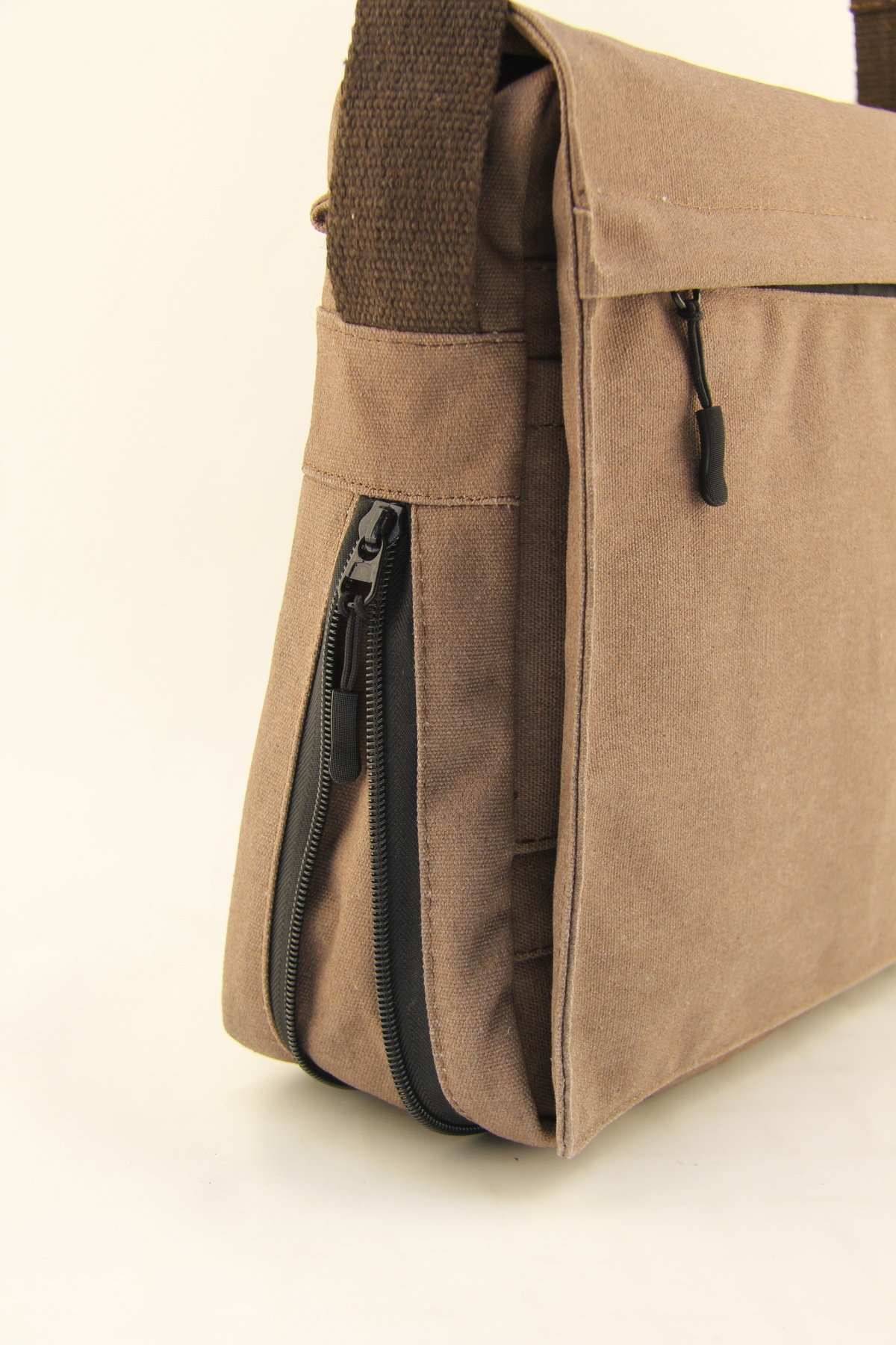 QUB CLUB-Canvas Tile Waterproof Gusseted Postman Business School Briefcase Street Bag 3