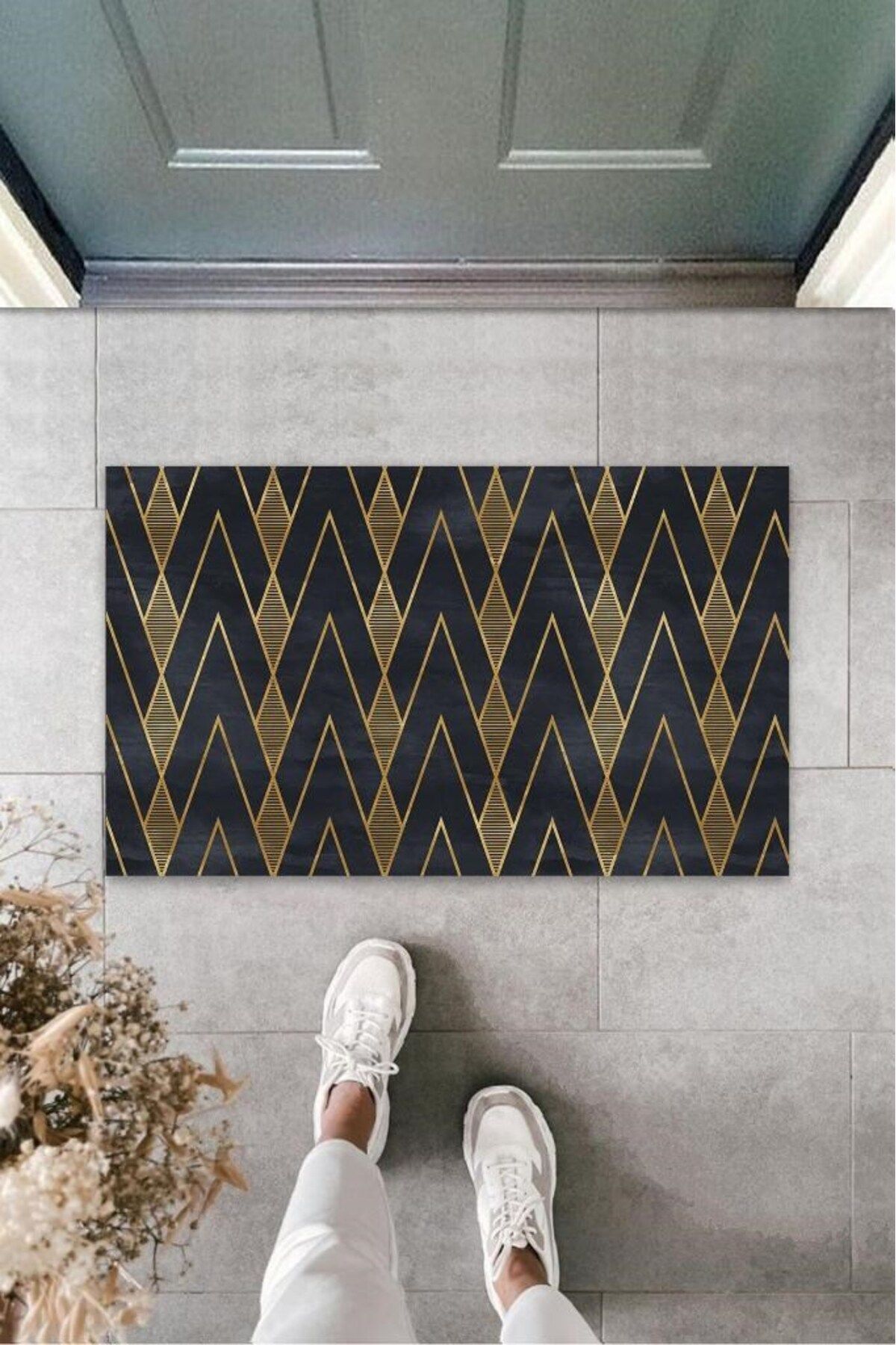 Nurum E Tİcaret Siyah-Gold Kapı Önü Paspası Zigzag Desen K-3209