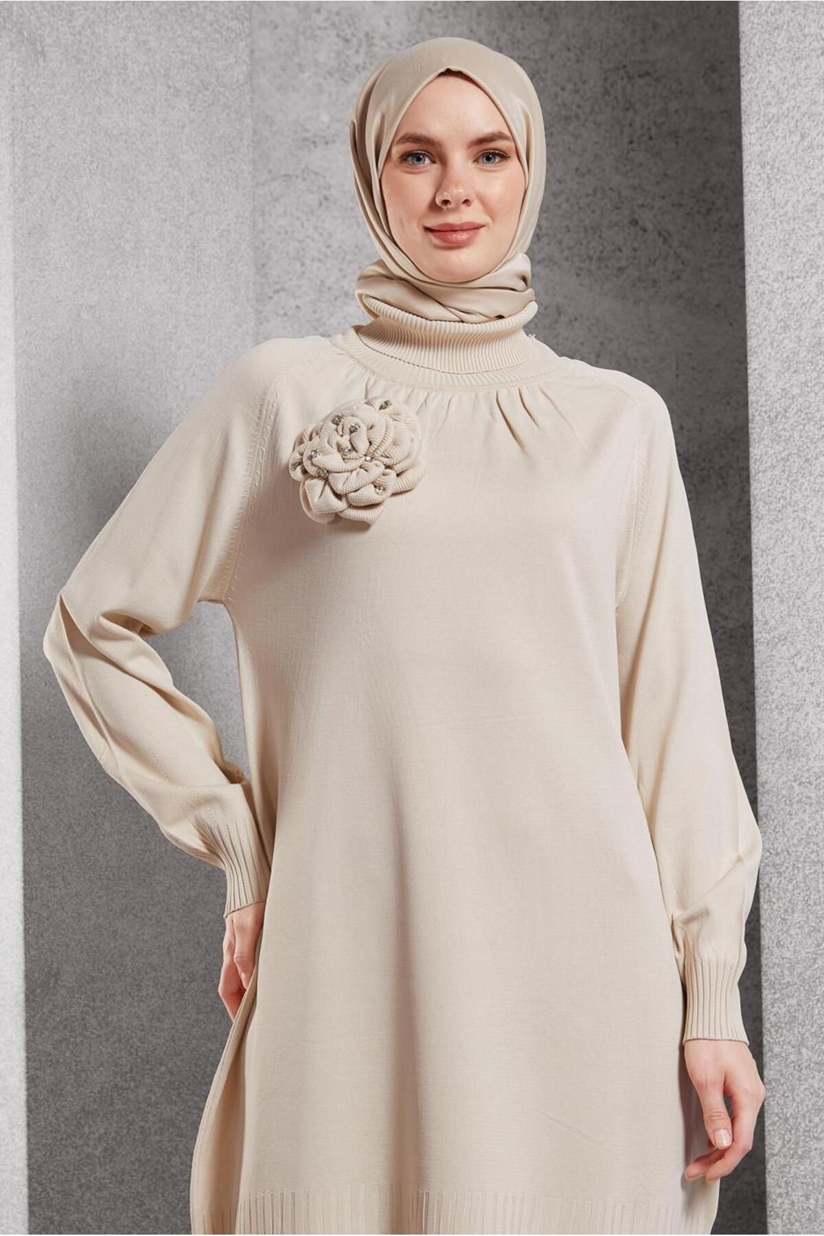 تونیک بافتنی تفصیلی سنجاق 44987 Alvina