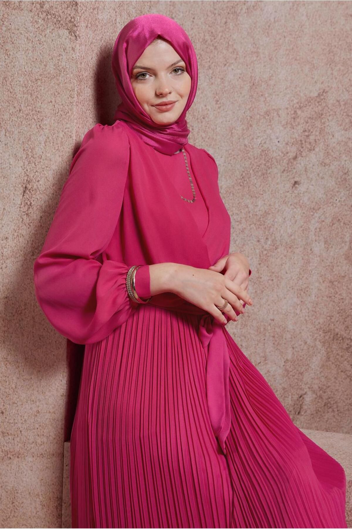 لباس کمربند 44575 Alvina