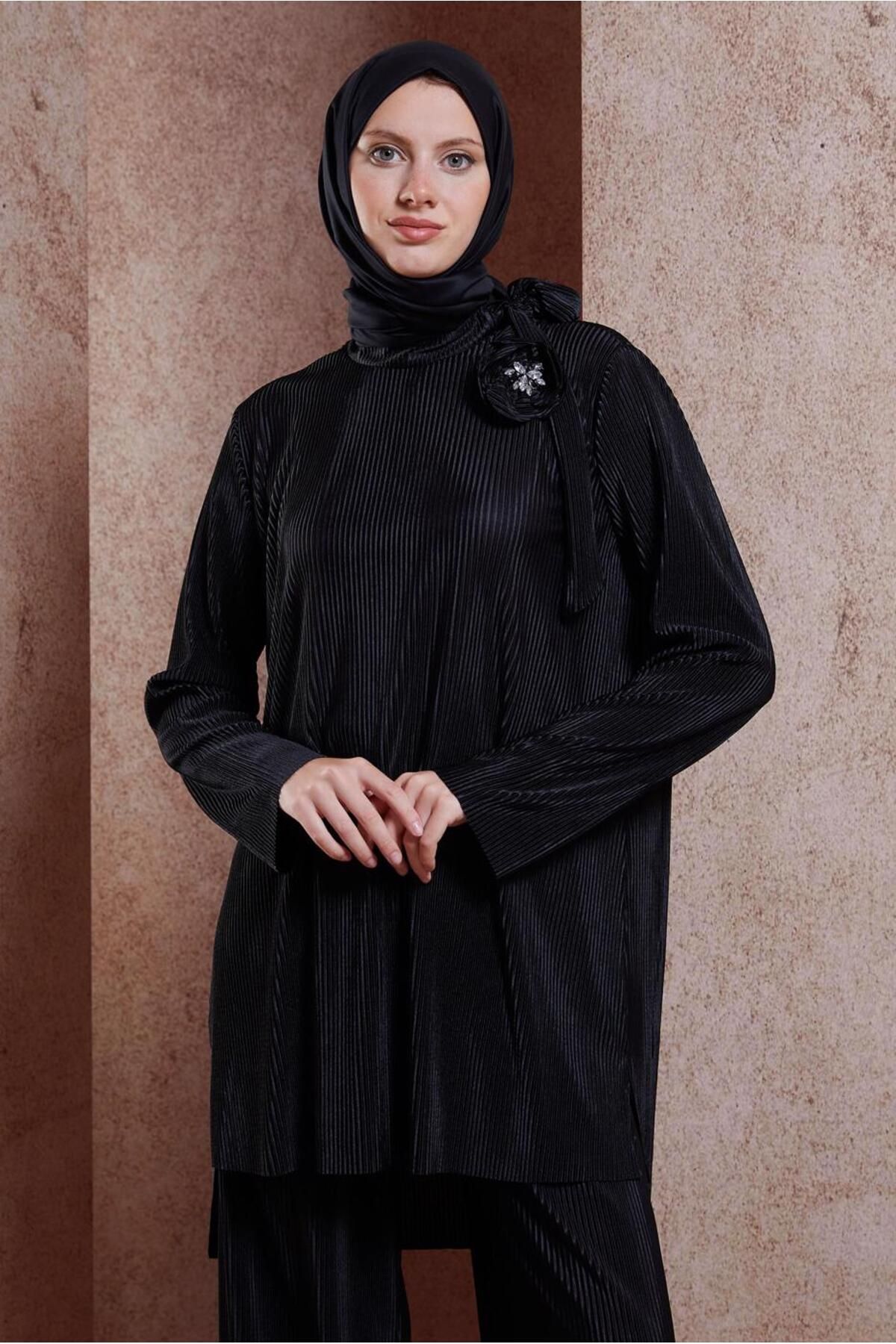 کت شلوار پلیسه دار 44690 Alvina