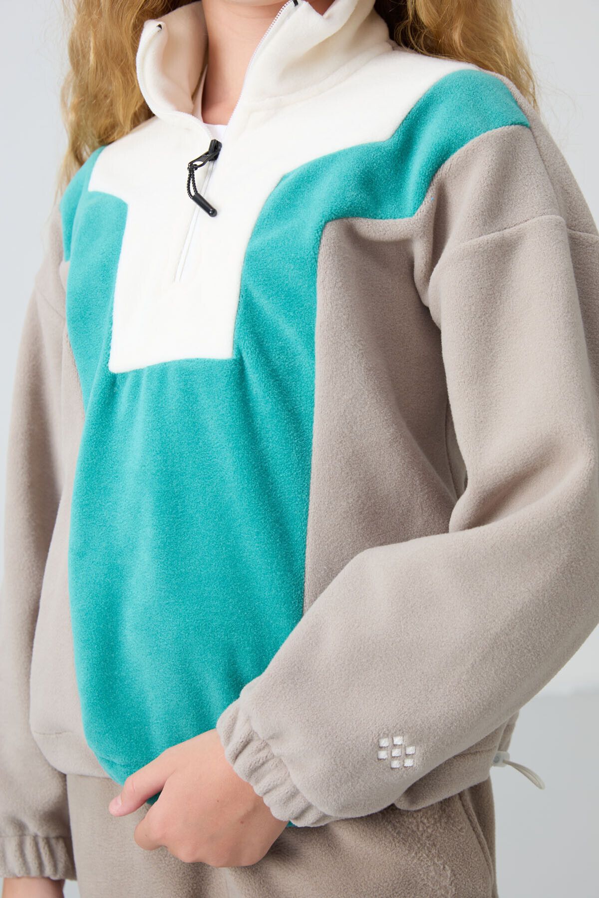 TOMMY LIFE-Girl's Oversize Fleece Sweatshirt - Dark Beige, Embroidered, Thick Soft Texture - 75153 4