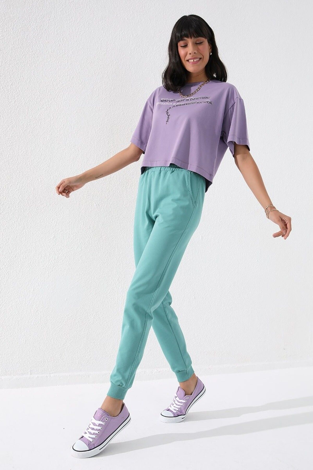 complete the look image
