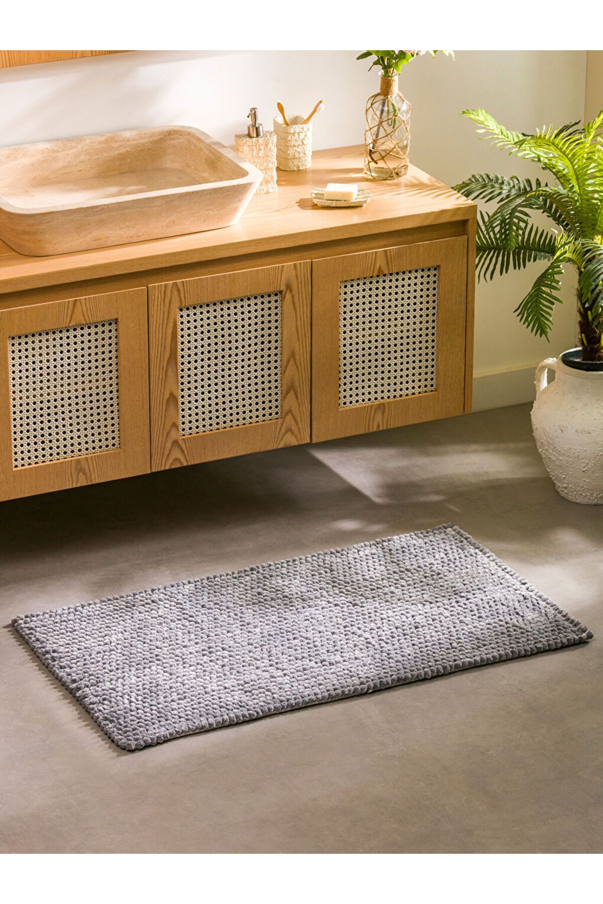 LC Waikiki Gri Tomurcuk Desenli Banyo Paspası 60x100 cm