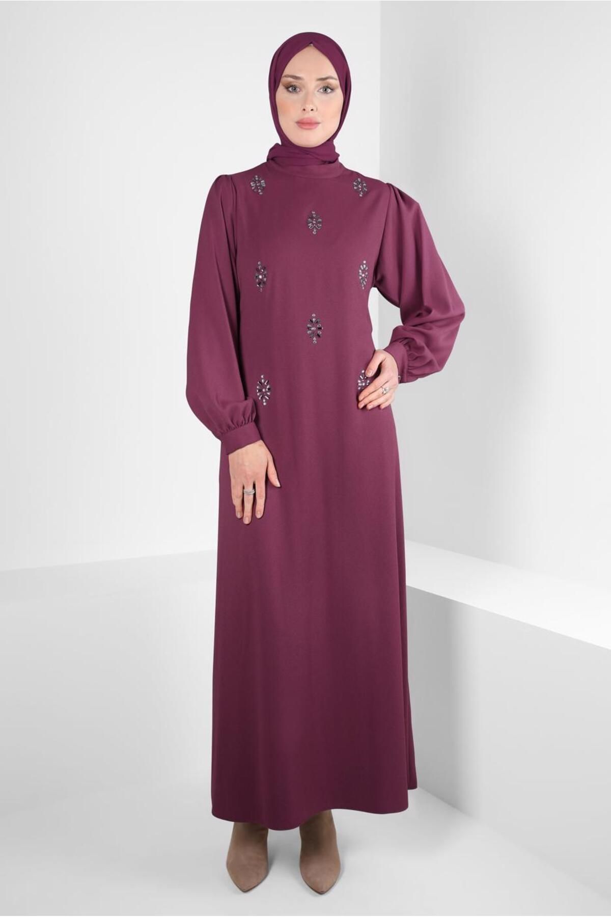 لباس کرپ کمربند سنگی 44356-1 Alvina