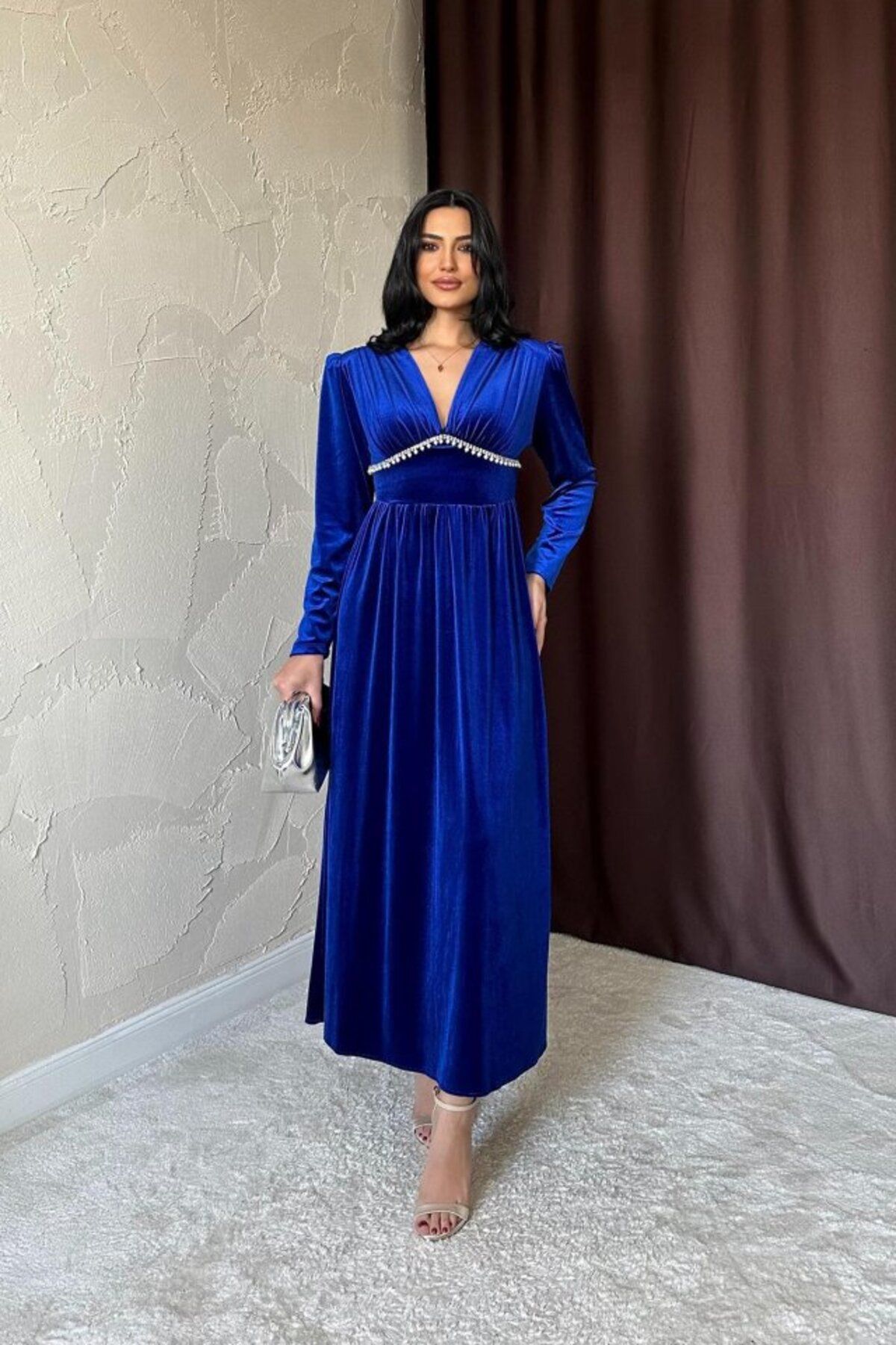jupiter global bazaar Saks Göğüs Altı Taşlı Elbise