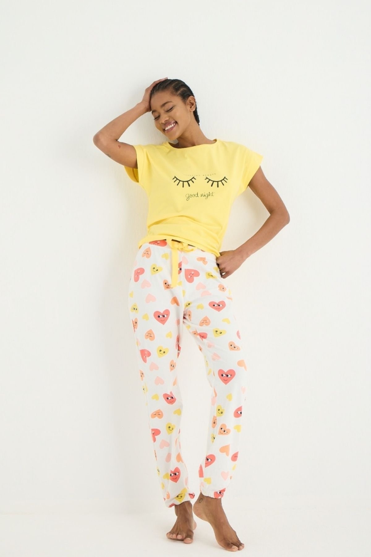 Kalp Desenli Paça Lastikli Baskılı Pijama Takımı - 5