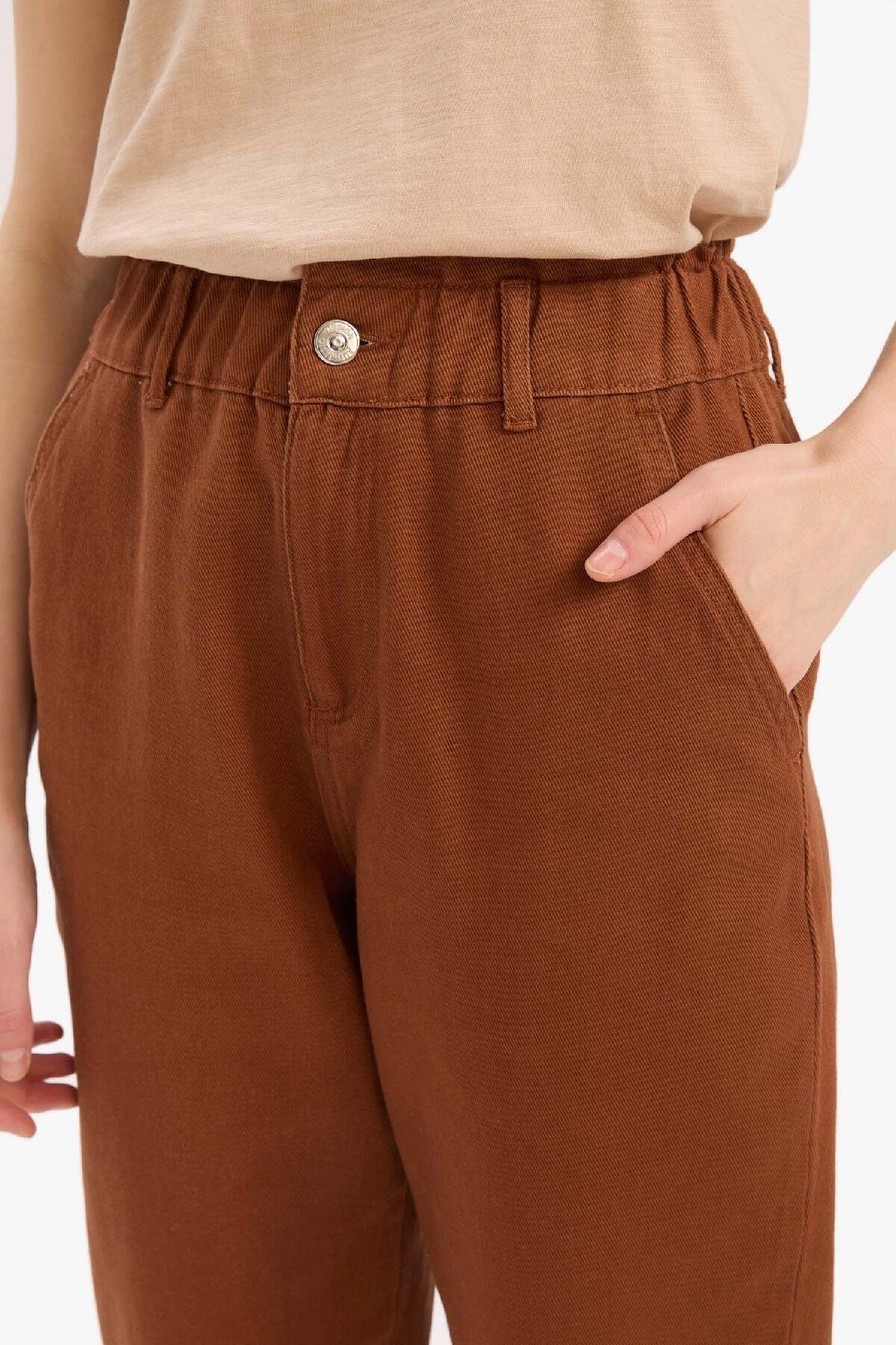 DeFacto-Paperbag Gabardine Fabric Trousers with Pocket Standard Leg S2790Az25Sp 4