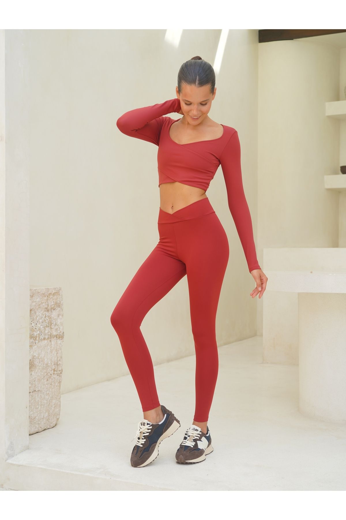 MAİ COLLECTİON-Jambiere lungi de culoare burgundă Gaia Cross 4