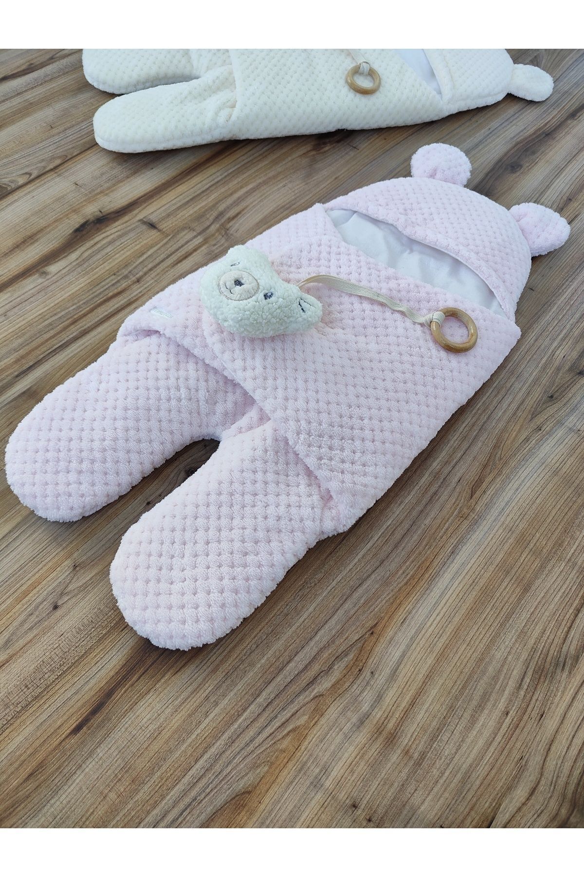 Tomuycuk %100 Pamuklu Ekstra Yumuşak Kışlık Bebek Battaniyesi Kundağı Oyuncaklı Ayıcık Kulaklı Uyku Tulumu fotoğrafı 4 (önizleme)