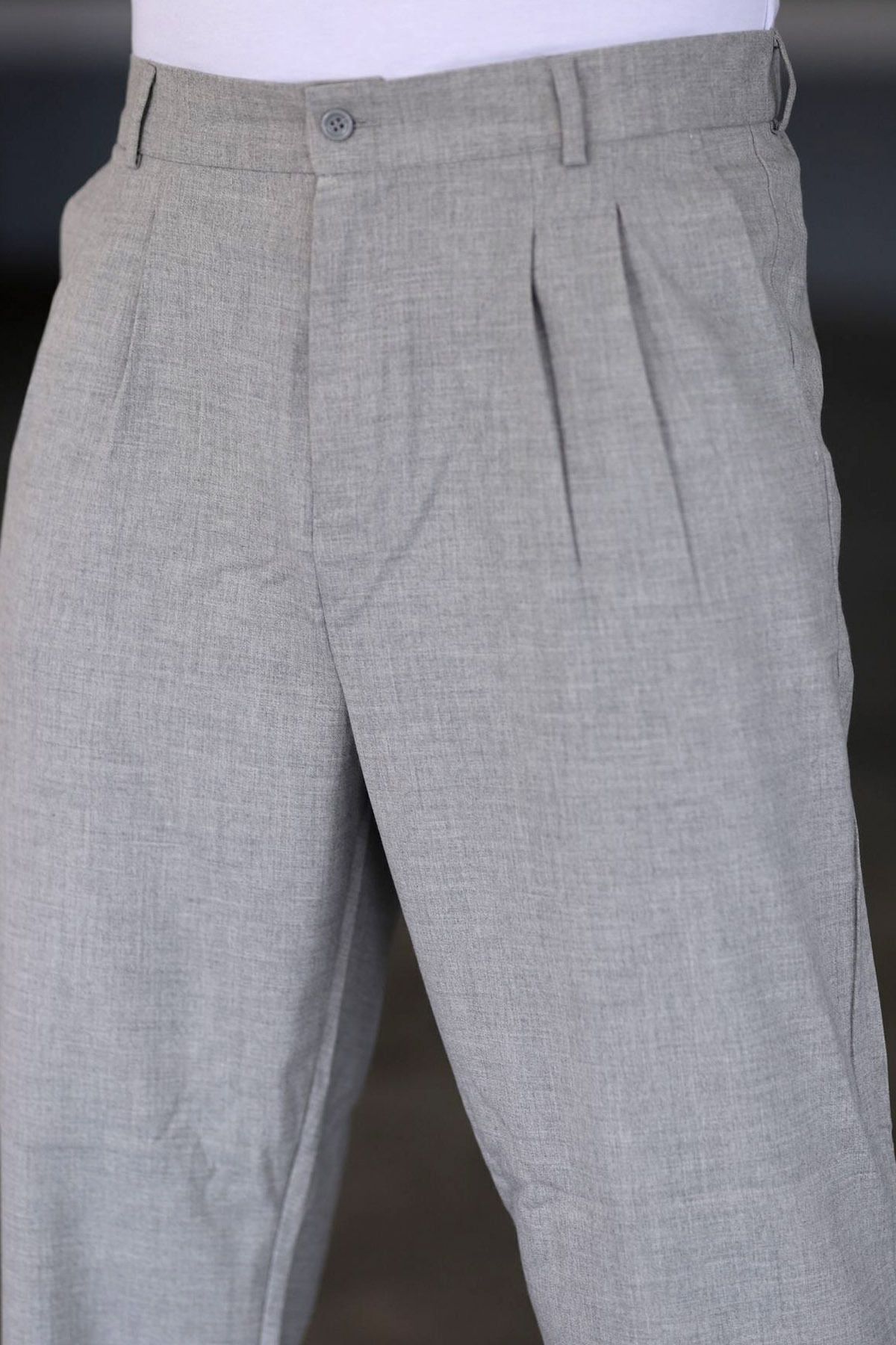 CoolLook-Stretchy Fabric Pleated Four Pockets Regular Elastic Waist Lined Inside Zipper Stretchy Baggy Pants 6