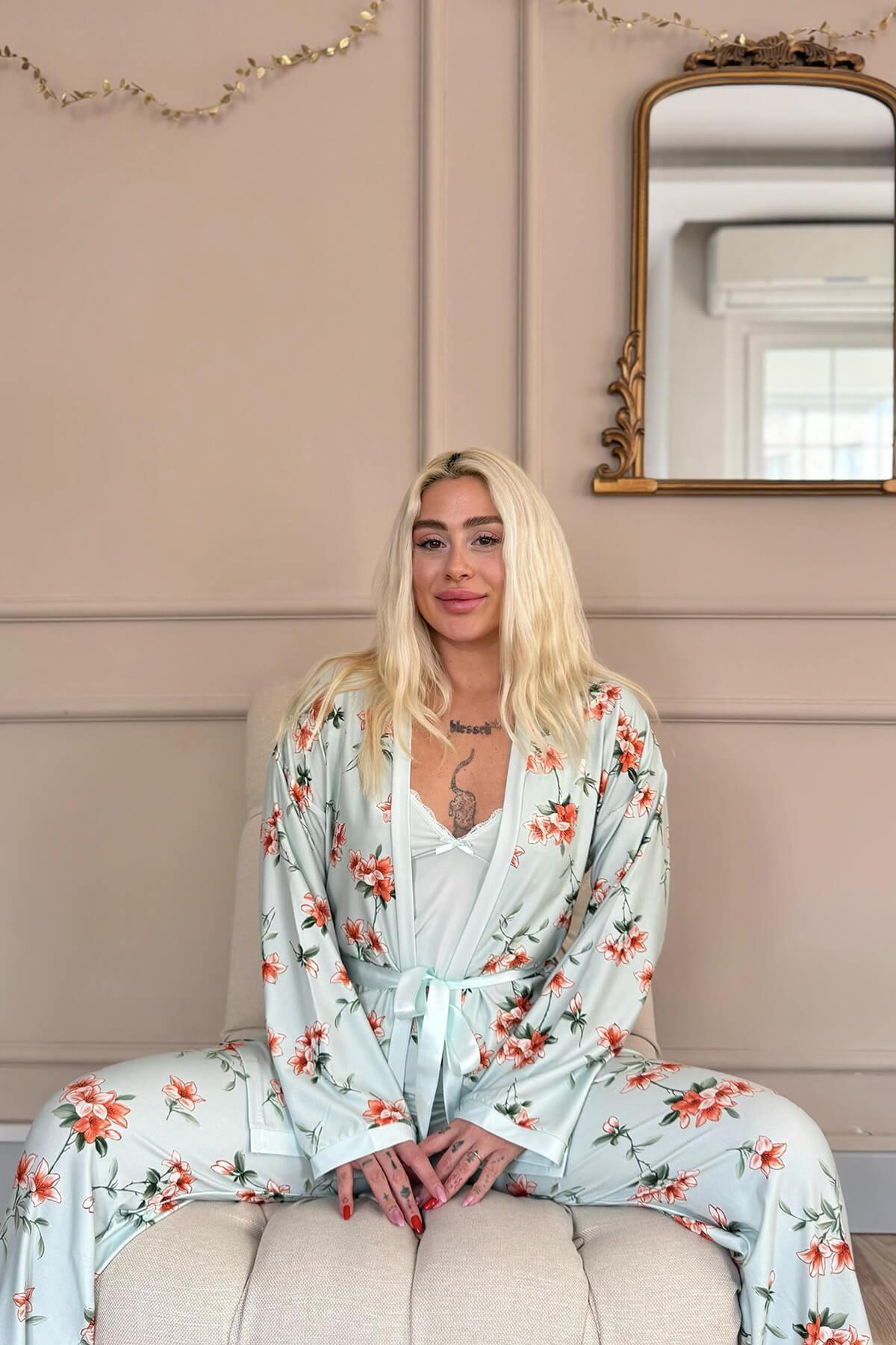 Pijamaevi Mint Floral Breeze Exclusive Örme Sabahlıklı Kadın Pijama Takım görsel 3