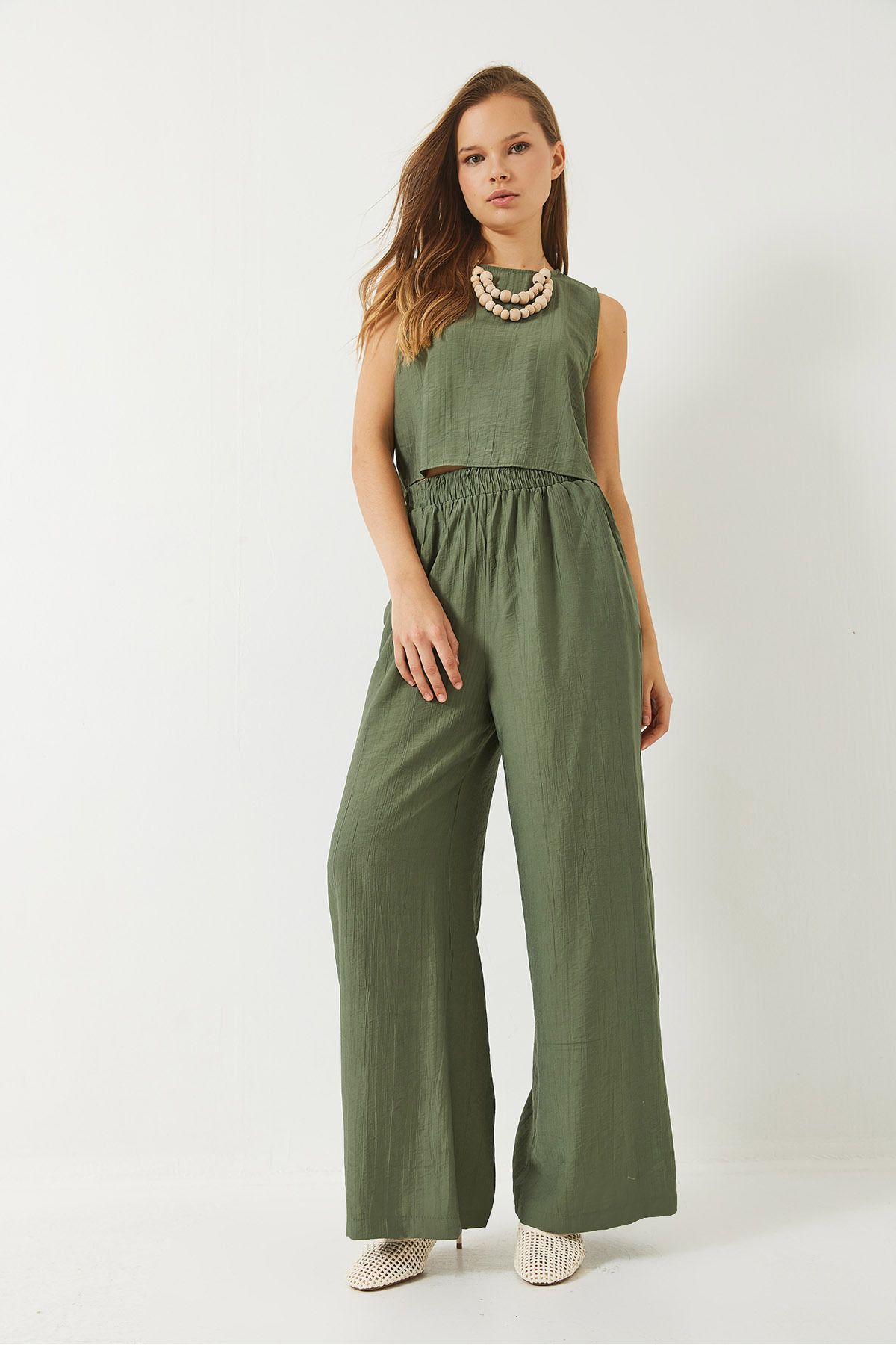 LUCCI High Waist Crop T-shirt and Wide Leg Pants Co-ord Set 2