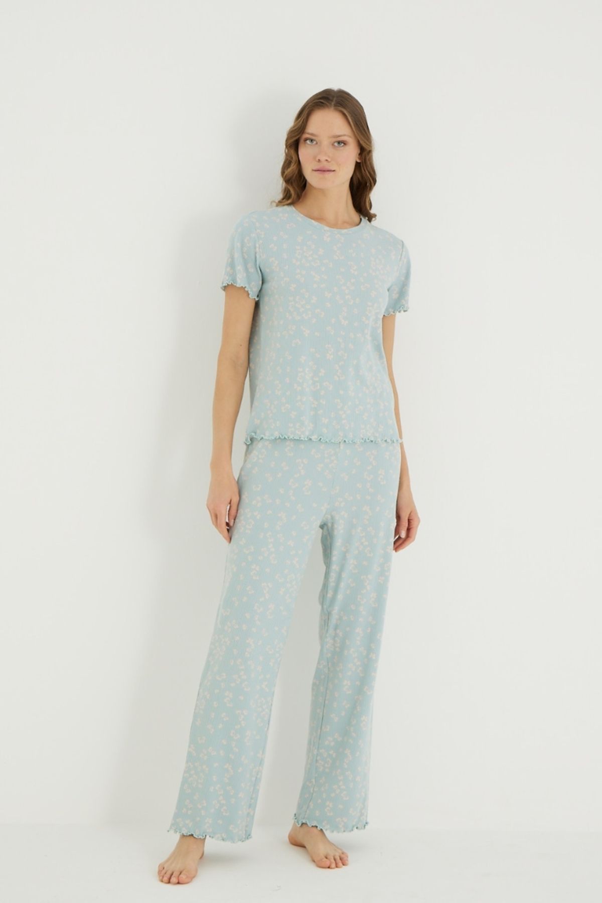 İPEKTENİM-Mini Floral Patterned Pajama Set with Elastic Waist 3