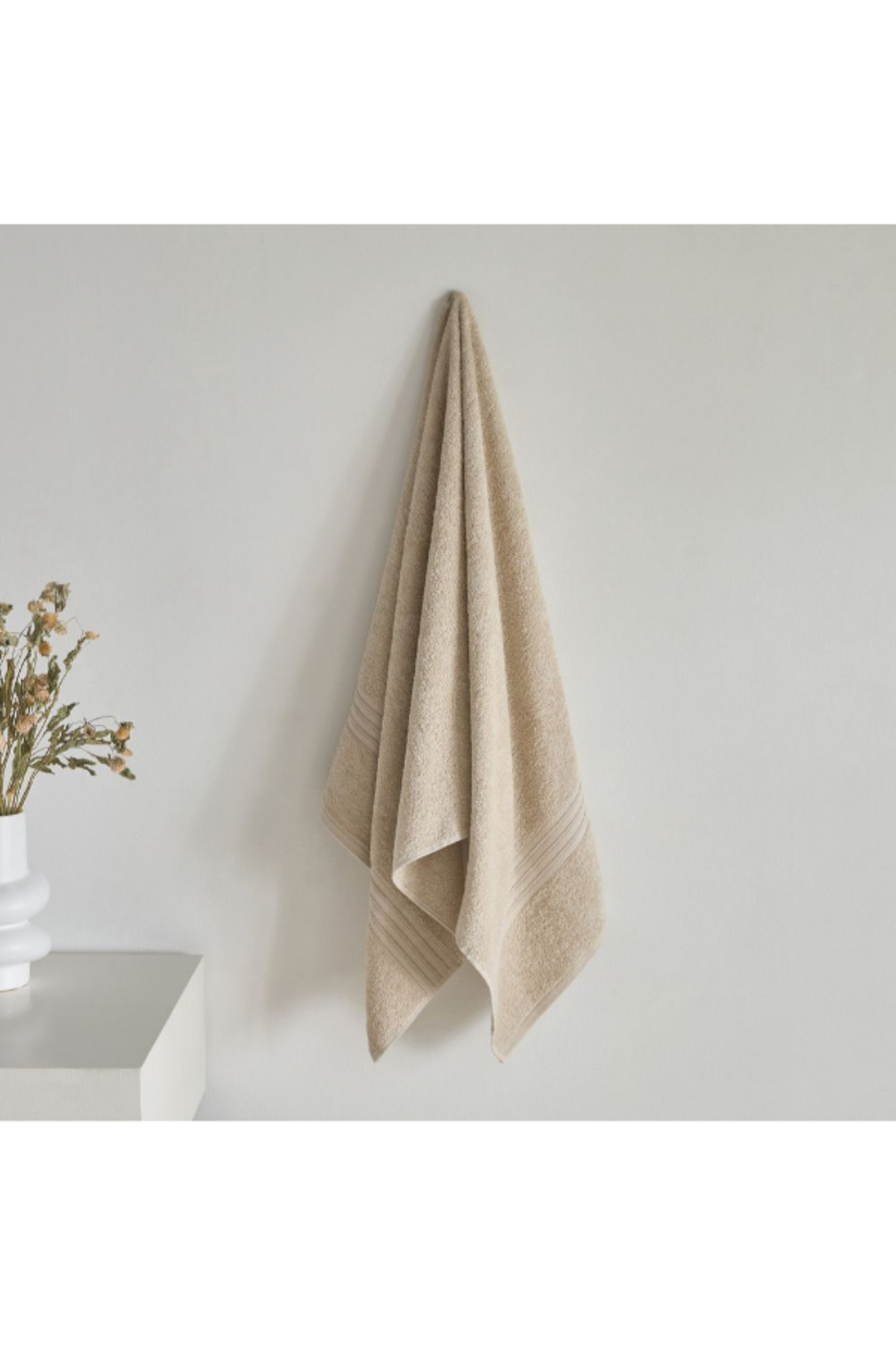 Home Box Essential Carded Bath Towel - 70x140 cm