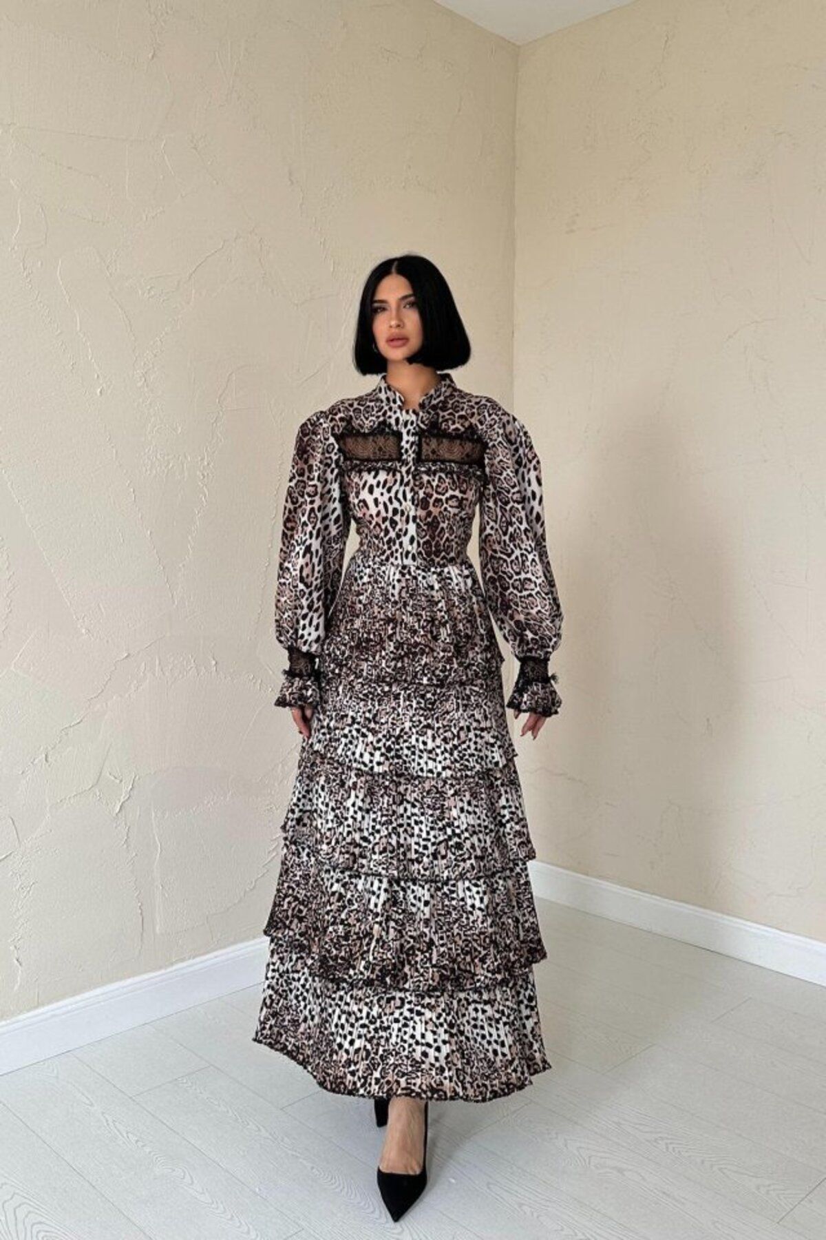 Rose's Boutique All About Women Rose's Boutiqe All About Women Leopar Pilise Detaylı Lastikli Elbise
