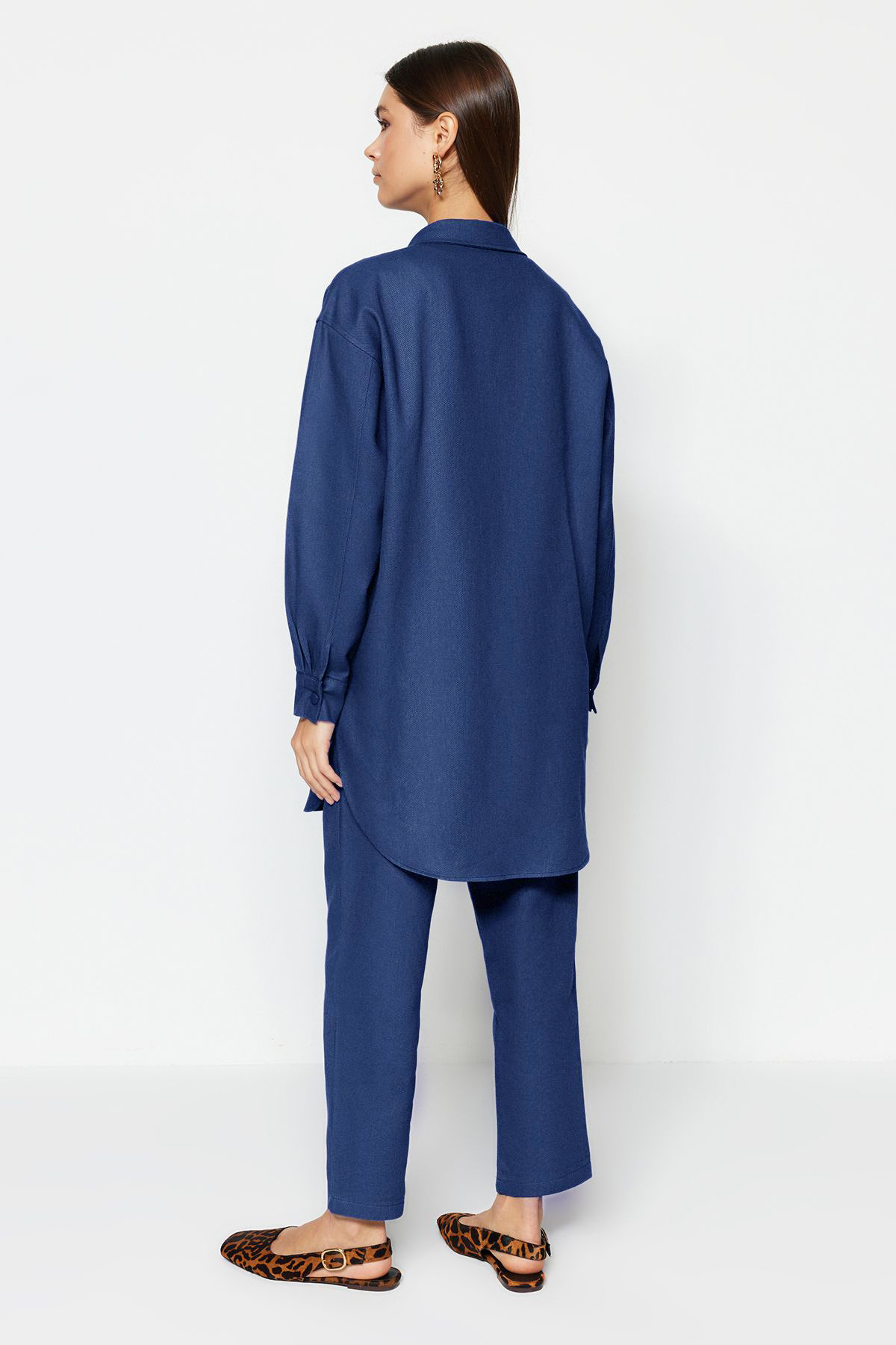 Trendyol Modest-Sötétkék zsebes részletes pattintható záródású ing-nadrág szőtt öltöny TCTAW22US0013 7