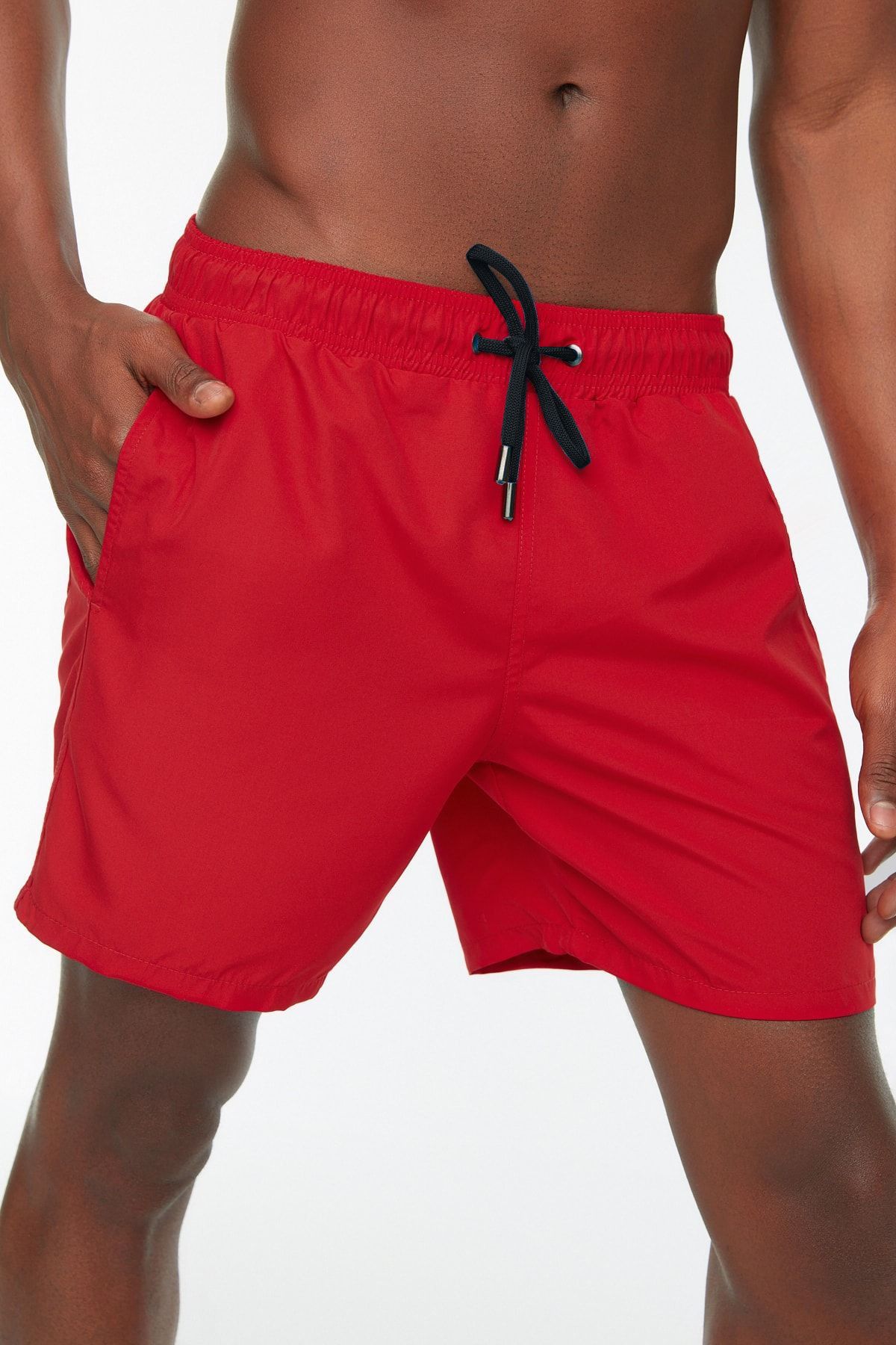 Trendyol Collection-Rote Seeshorts in Standardlänge - TMNSS20DS0023 2
