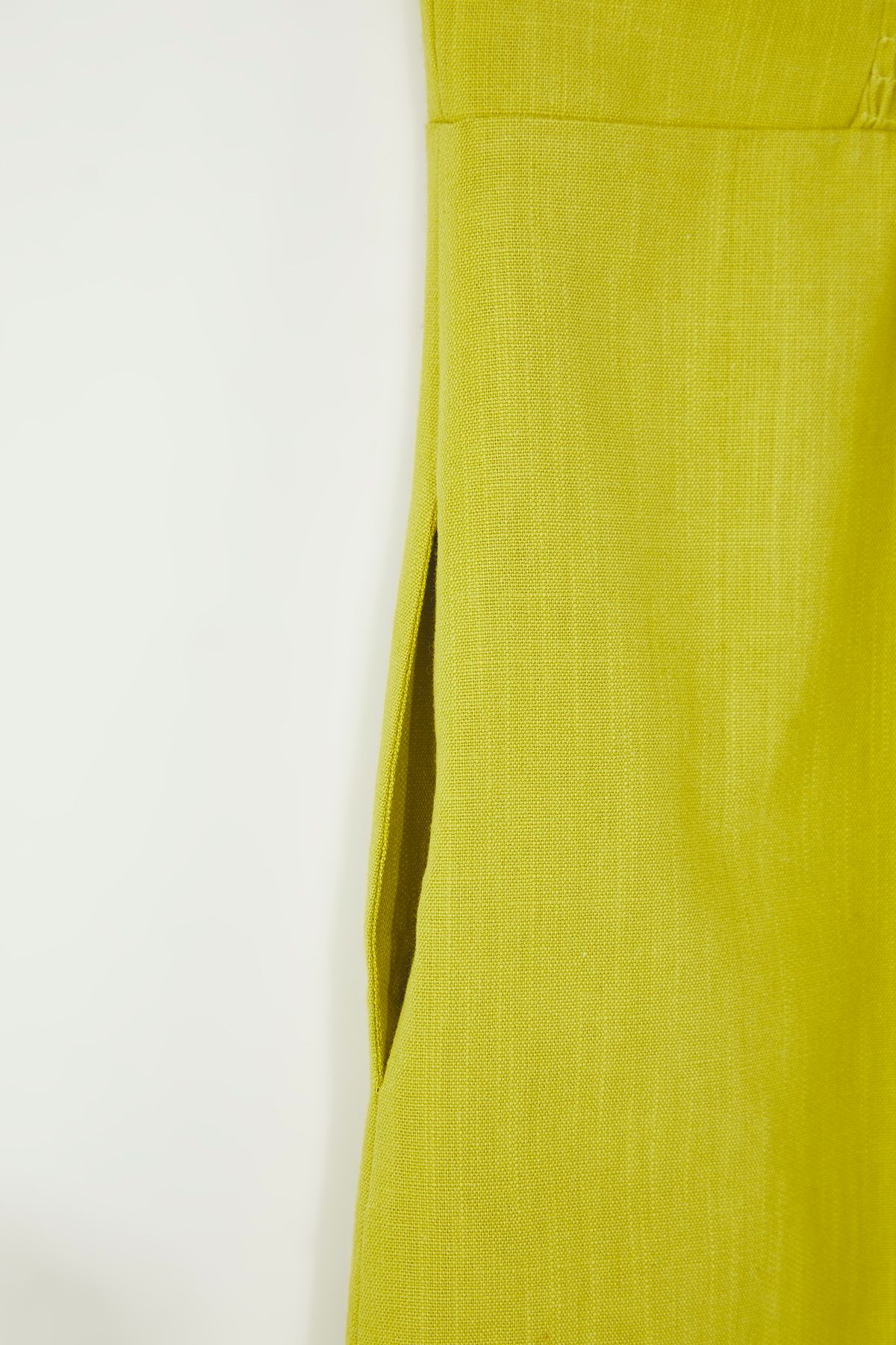 Trendyol Collection-Rochie mini țesătă ajustabilă, cu bretele Gipeli, în amestec de in verde ulei TWOSS25EL00648 8