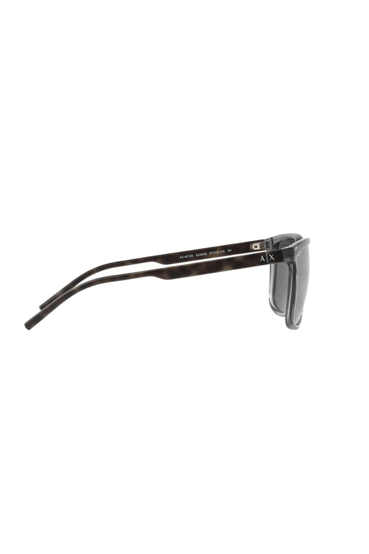 Armani Exchange-نظارة شمسية بإطار وسادة للرجال - Ax 4070s - مقاس العدسة: 57 مم - رمادي لامع 5