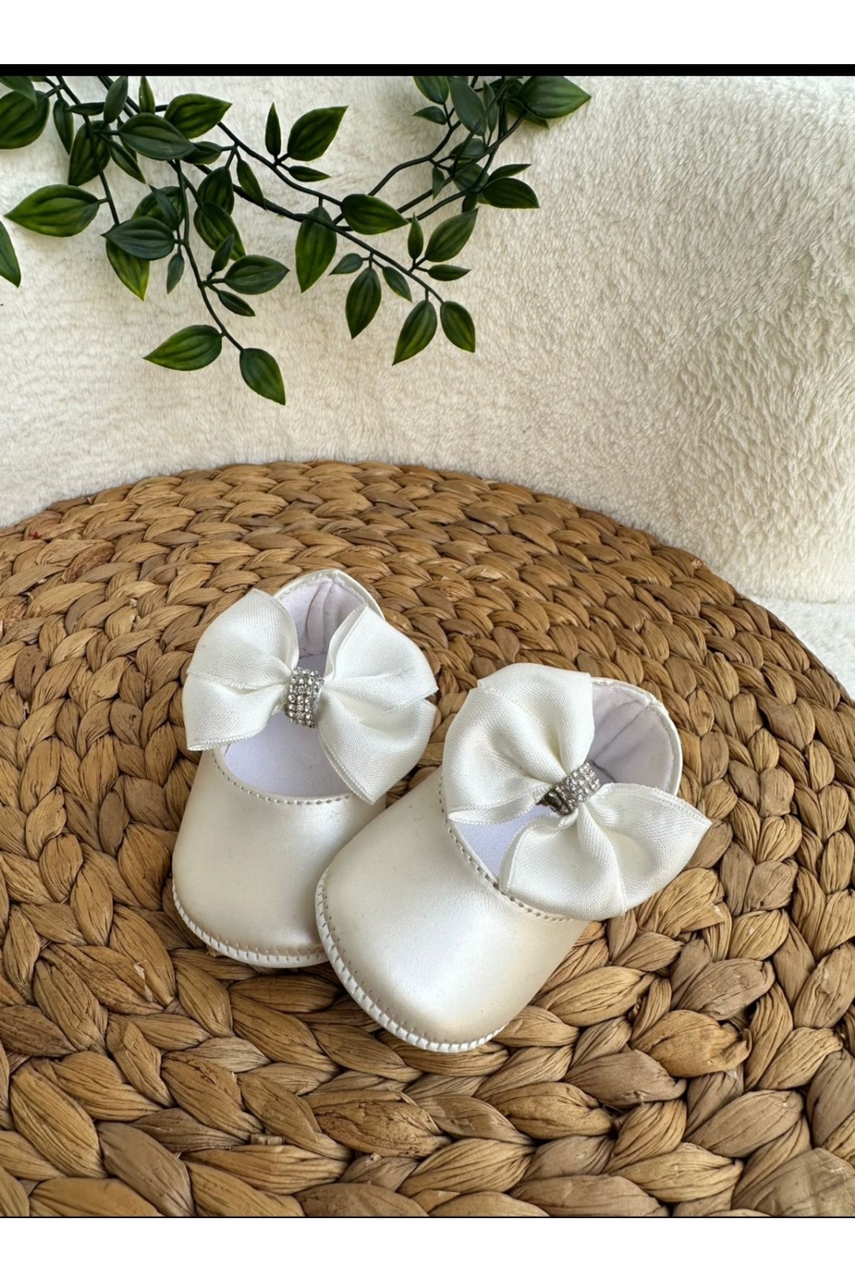 hira kids collection Kız Bebek Prenses Serisi Kristal Taşlı Patik Ayakkabı