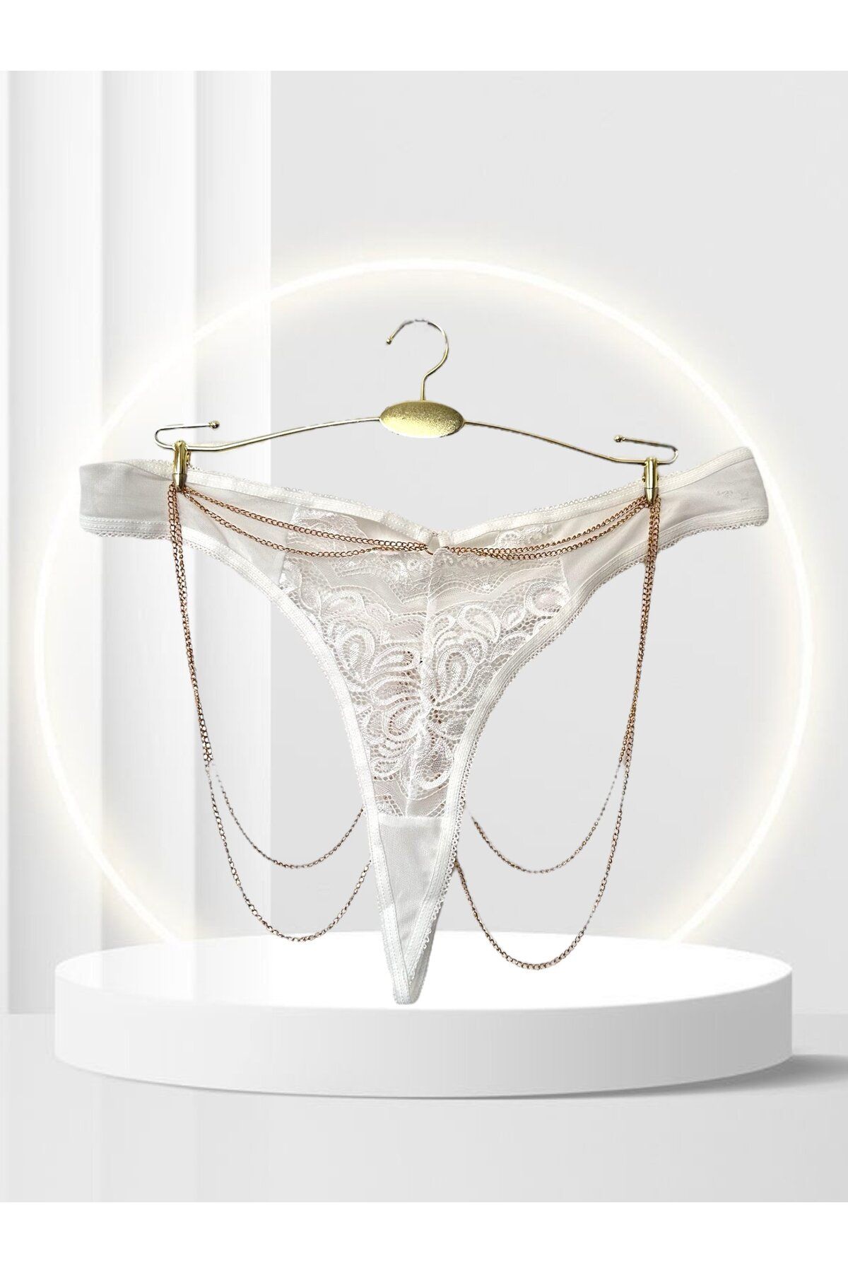 İntive Lingerie-Tanga albă cu design transparent cu dantelă Passione, cu detaliu de lanț auriu pe laterale 2