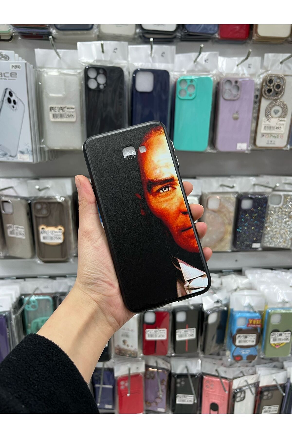 TECNOTREND Galaxy J4 Plus Uyumlu Sert Atatürk Desenli Silikon KILIF