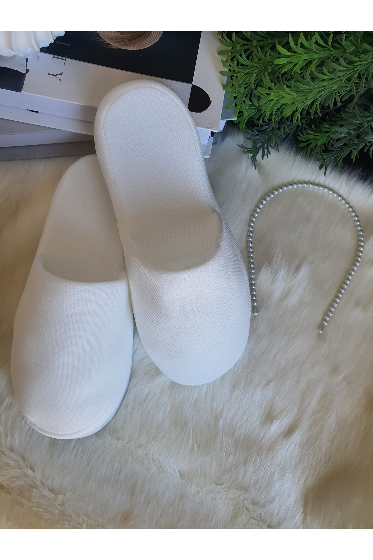 Fiyonks Atölye Kadın İncili Lohusa Taç Terlik Seti, Yenidoğan Seti fotoğrafı 4 (önizleme)