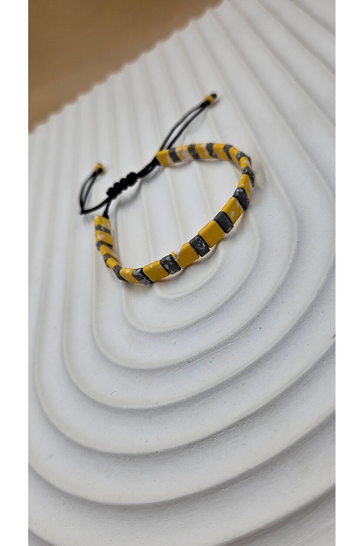 AURA-Men's Macrame Bracelet, Colored Hematite Stone 3