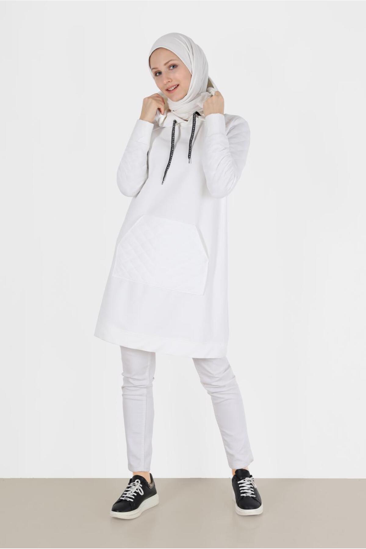 آلوینا تونیک ورزشی کلاه‌دار طرح‌دار و ظریف دوزی شده کد ۴۲۳۴۴