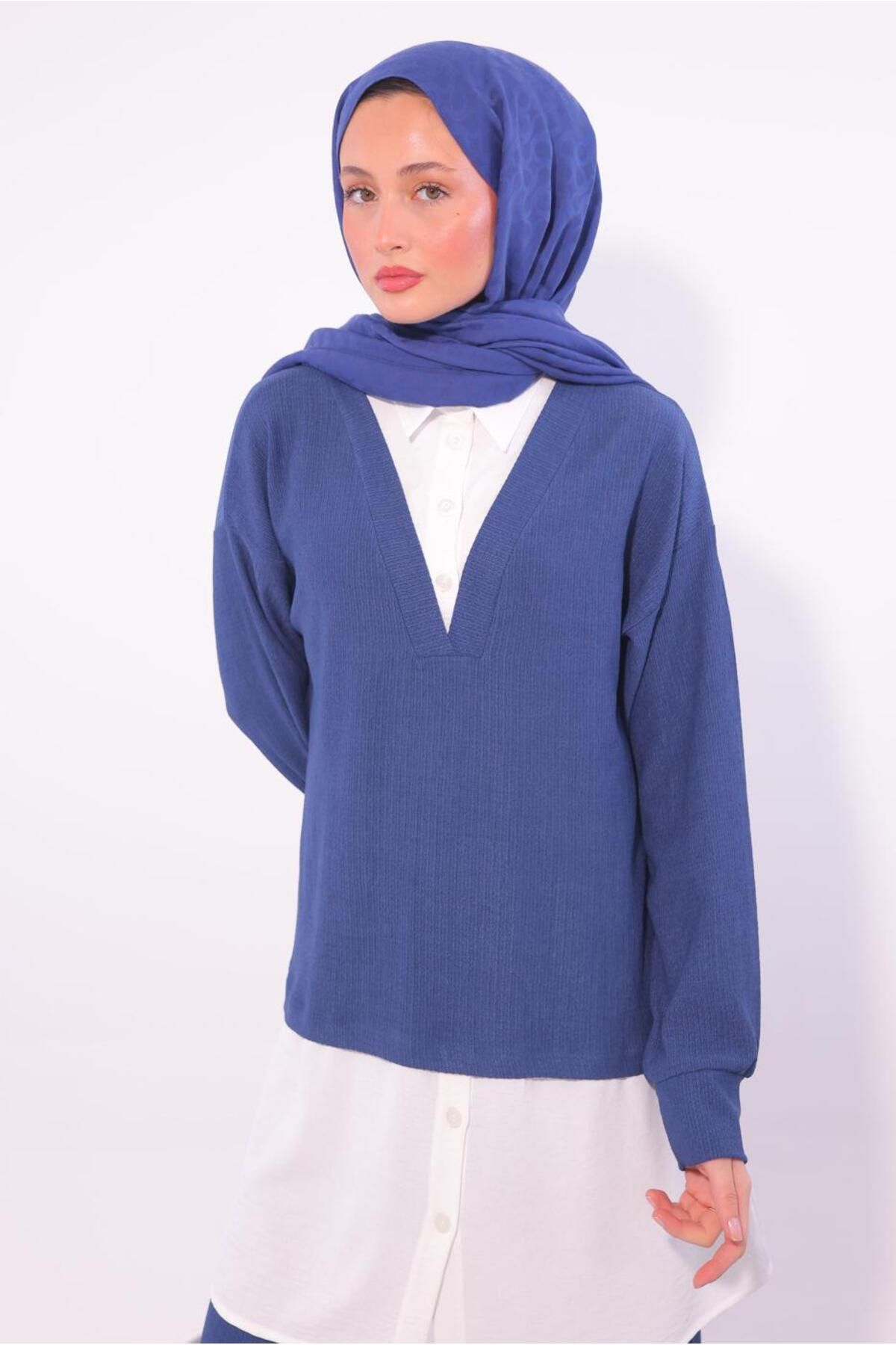 TRENDTESETTÜR-Women's Blue Shirt with Garnished Pants Suit t 6174 3