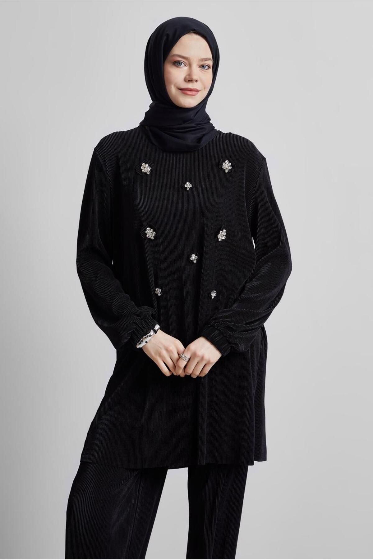 تونیک سنگی 44689 Alvina