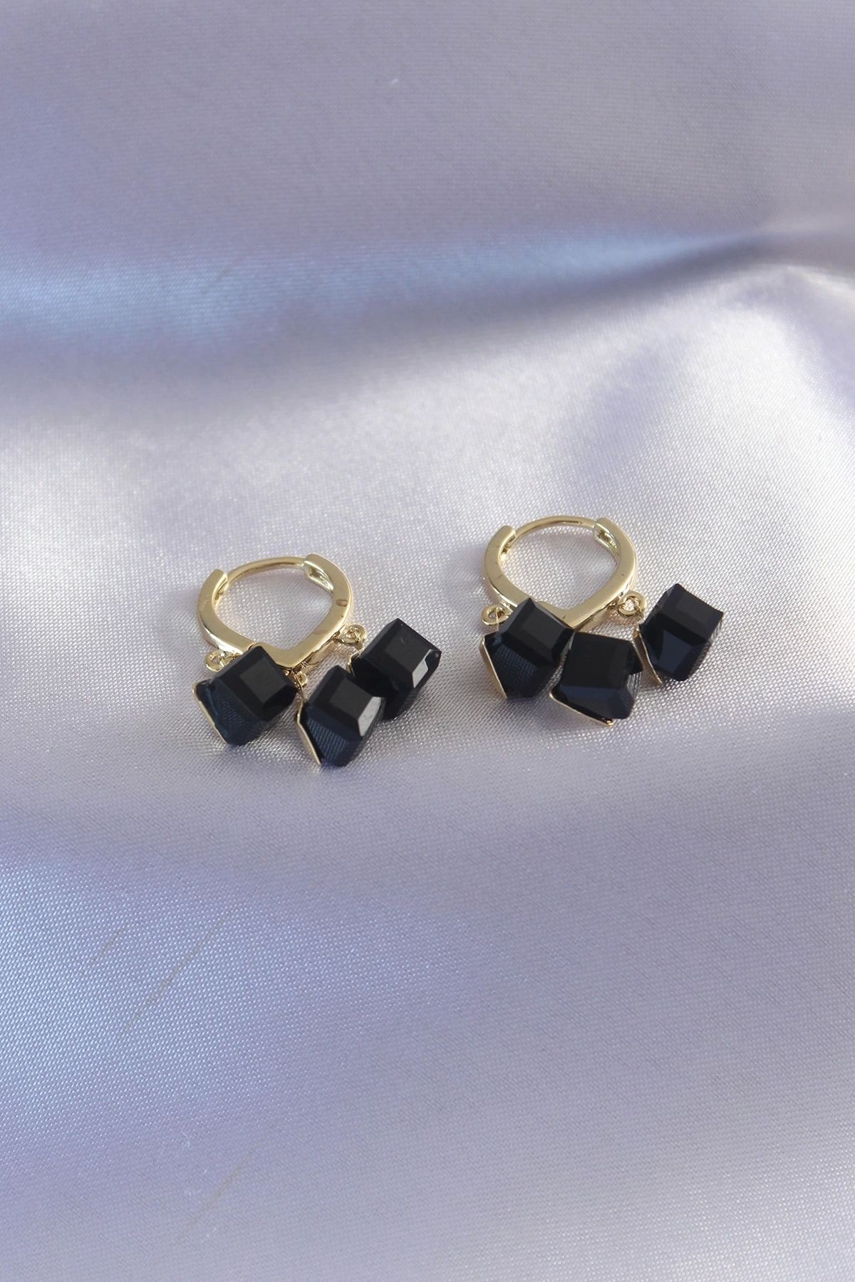 SAFE GROUP-Gold Color Black Square Model Dangle Women's Earrings - Bj-bkp7261 1