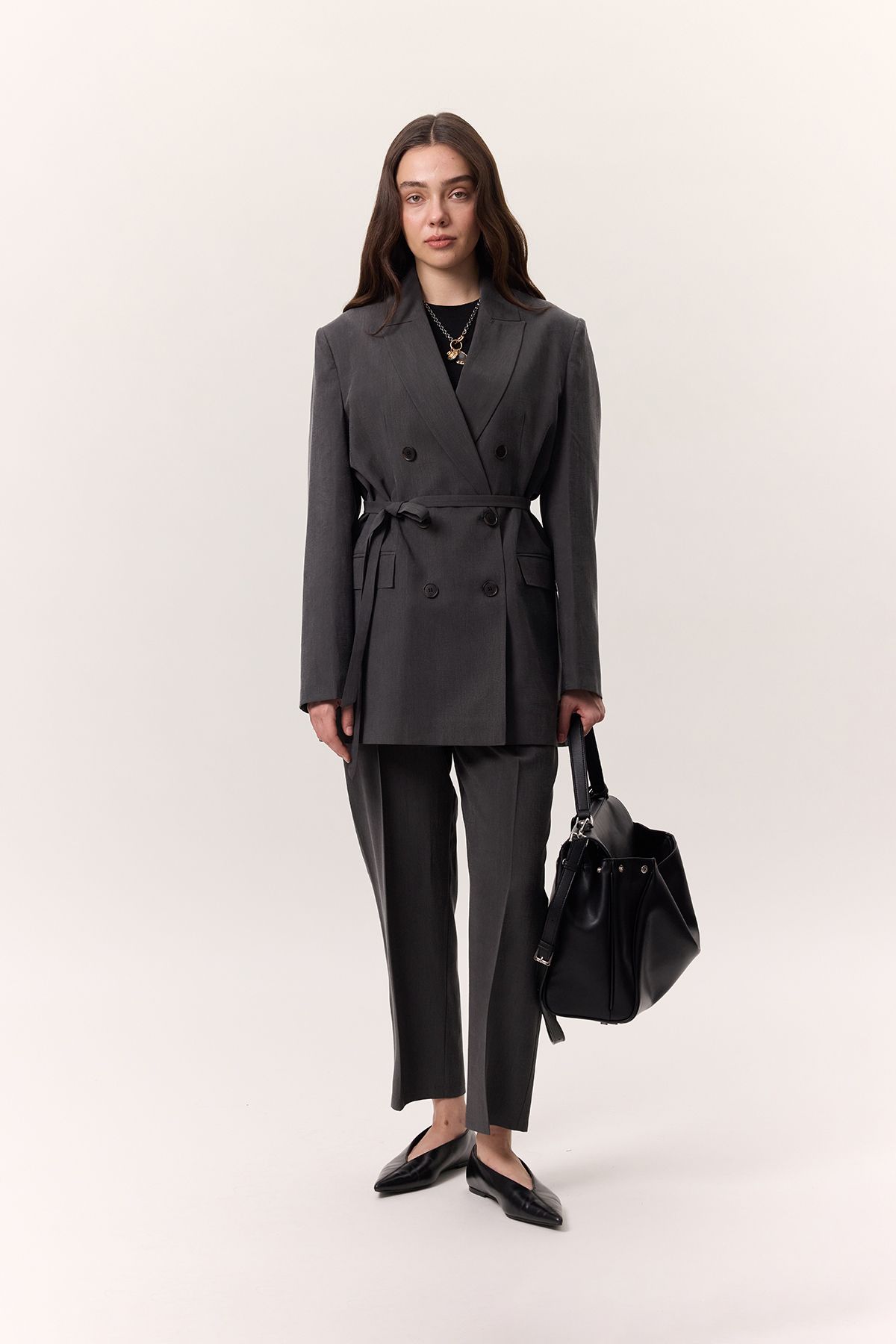 complete the look image