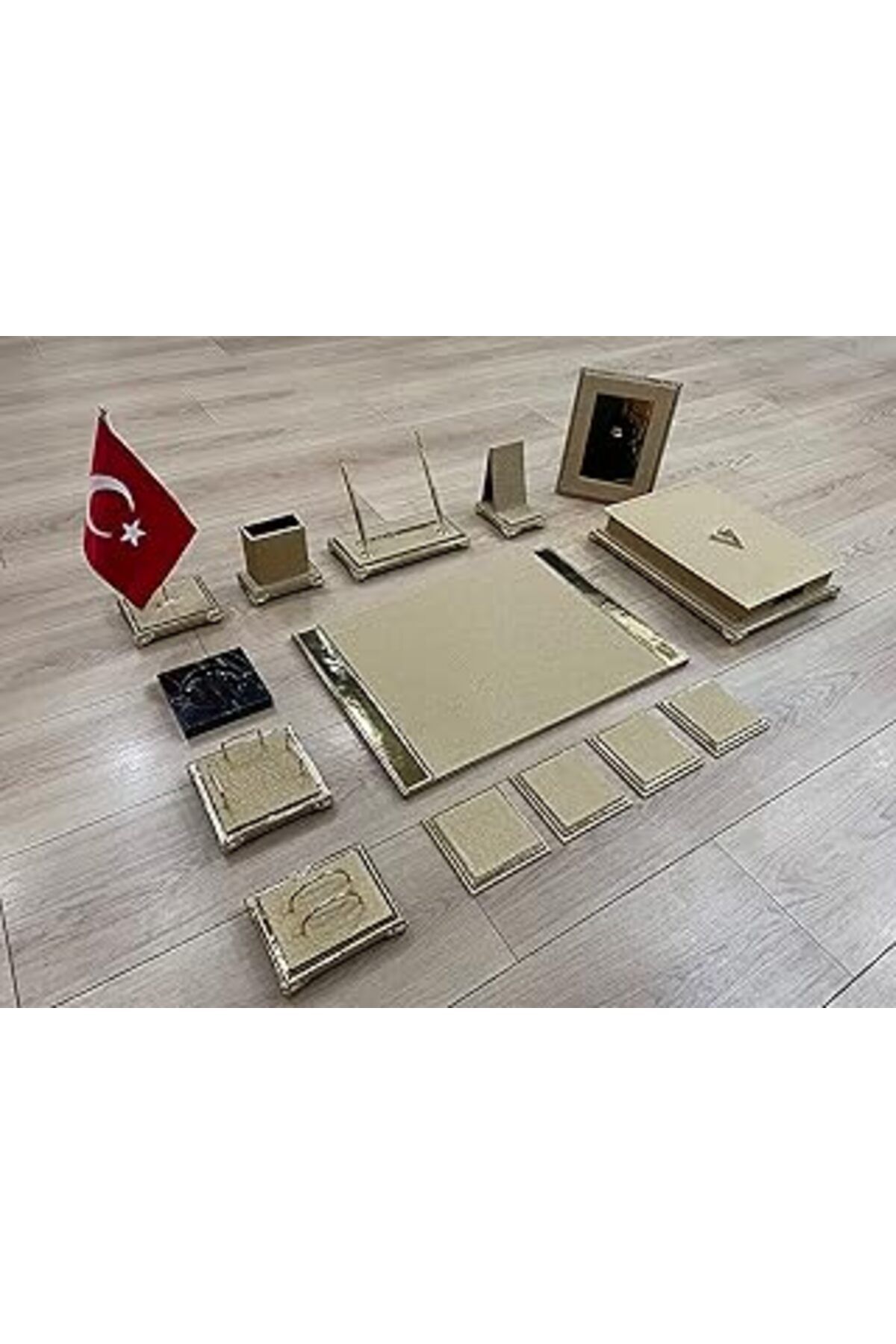 Mu Art Ahşap Ömür Ofis Deluxe Sümen Takimi/Altin / 16 Parça