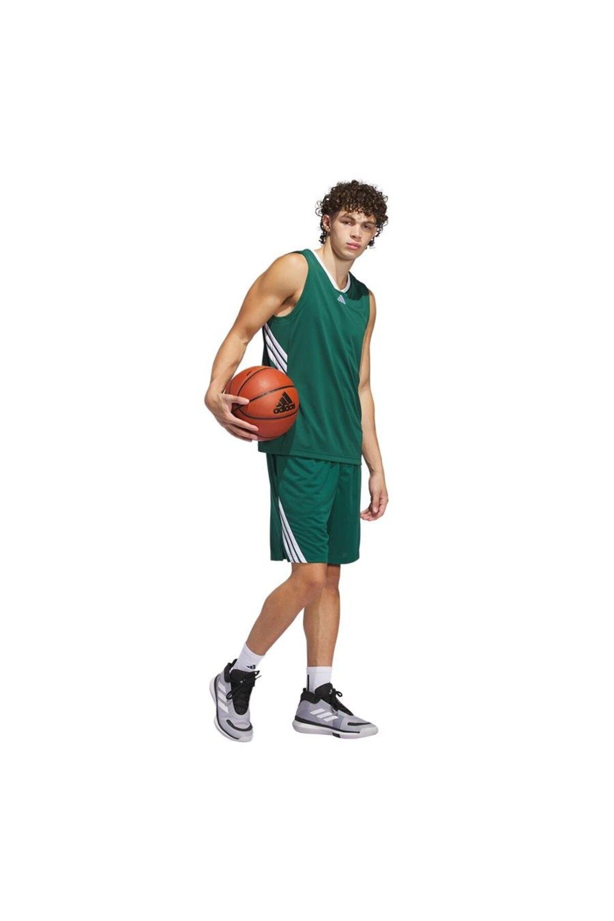 adidas-Basketball Legends Male Athlete 3