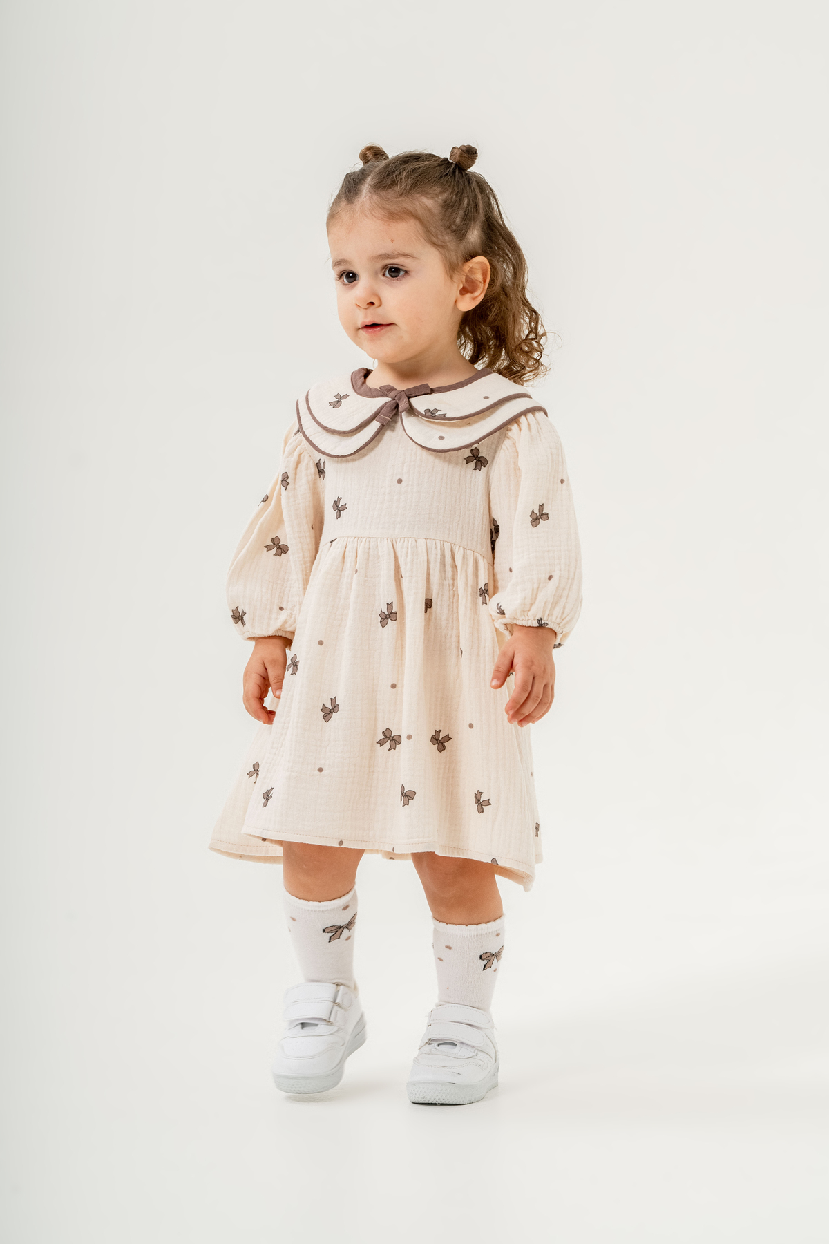 JNF kids Kız Bebek Müslin Yazlık Fiyonklu Elbise Kısa Çorap Hediyeli fotoğrafı 4 (önizleme)