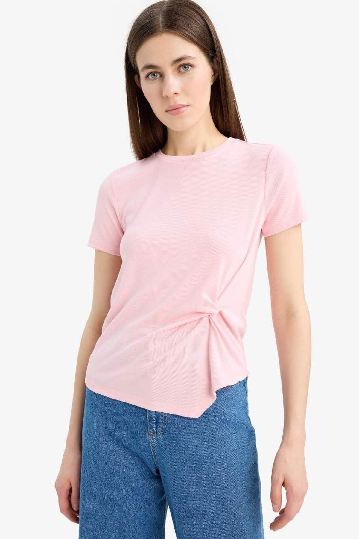 DeFacto Yeni Sezon Slim Fit Dar Kesim Bisiklet Yaka Ribana Kısa Kollu Tişört