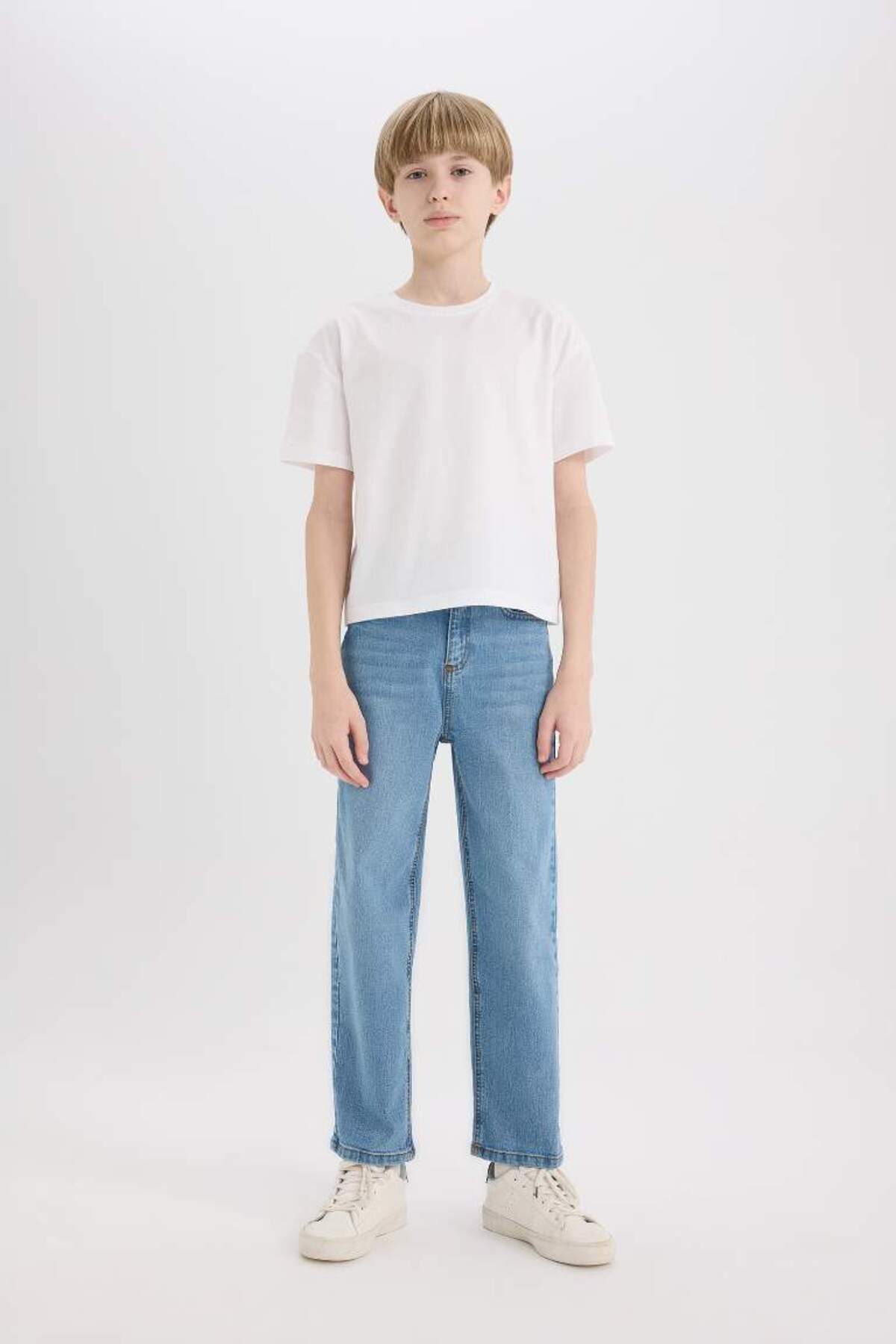 DeFacto-New Season Boy's Loose Fit Straight Leg Basic Straight Jean Trousers 3