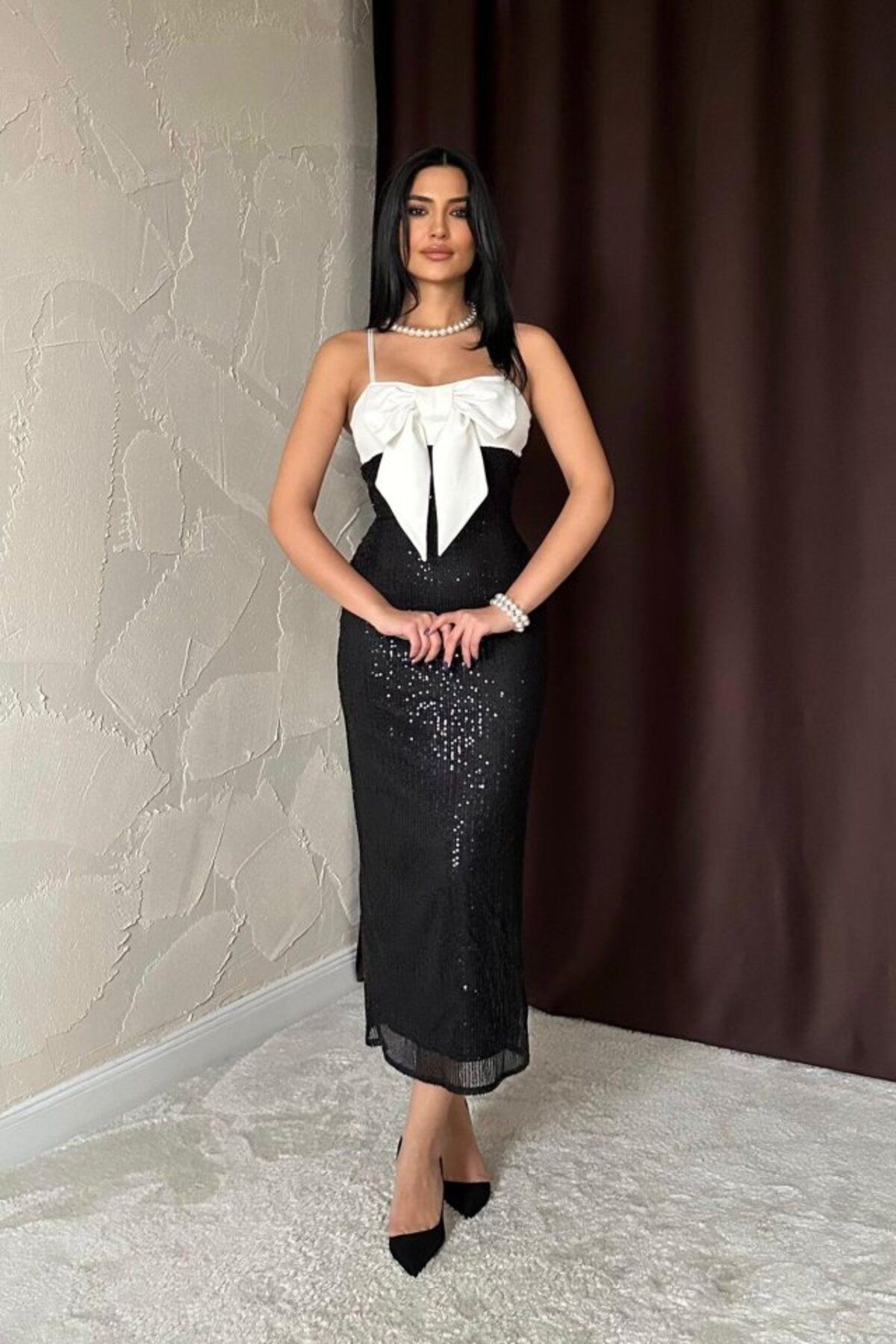 velmorafashion Siyah Önü Fiyonklu Garnili Elbise