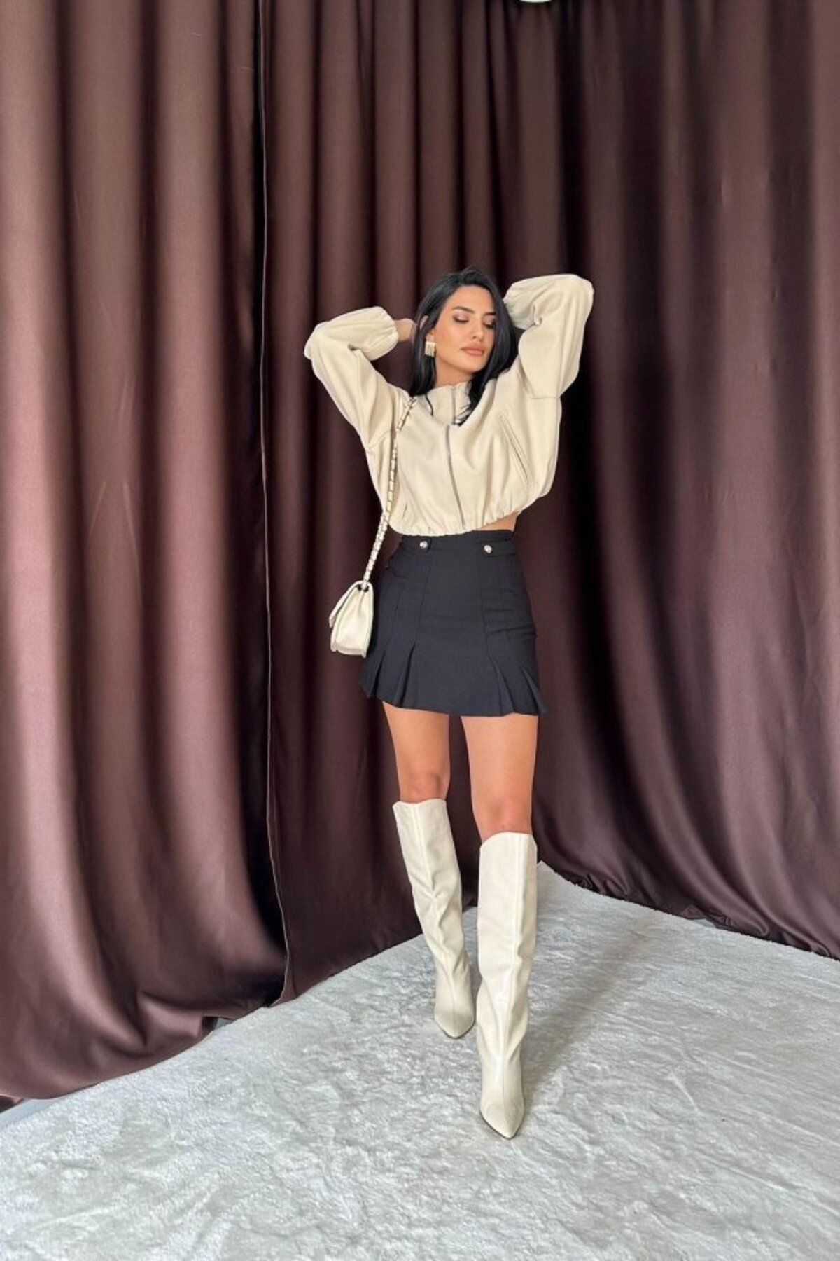velmorafashion Siyah Düğme Detaylı Pileli Etek