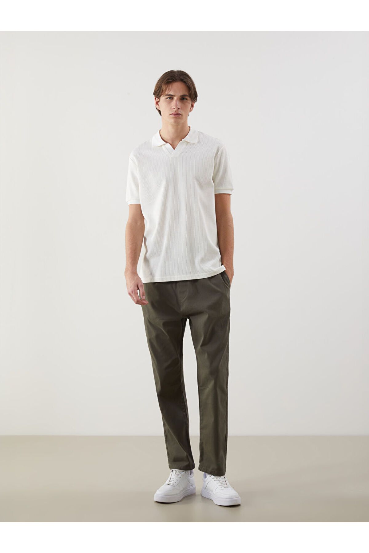 LC Waikiki Standart Kalıp Gabardin Erkek Pantolon