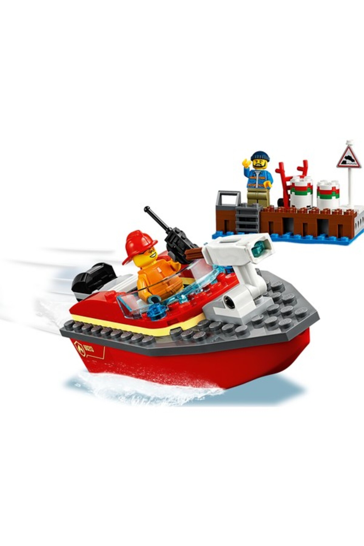 آتش‌سوزی اسکله شهری ۶۰۲۱۳