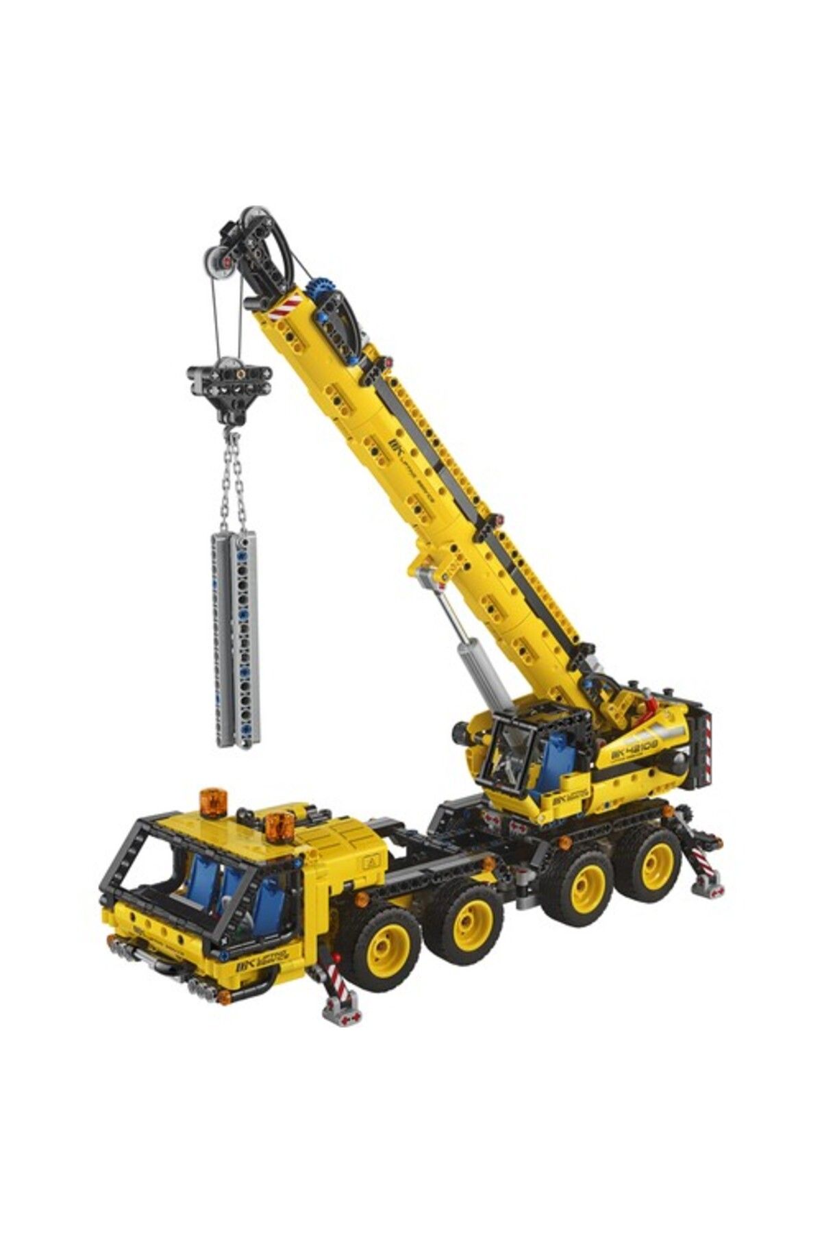 LEGO-Technic 42108 Mobile Crane 2