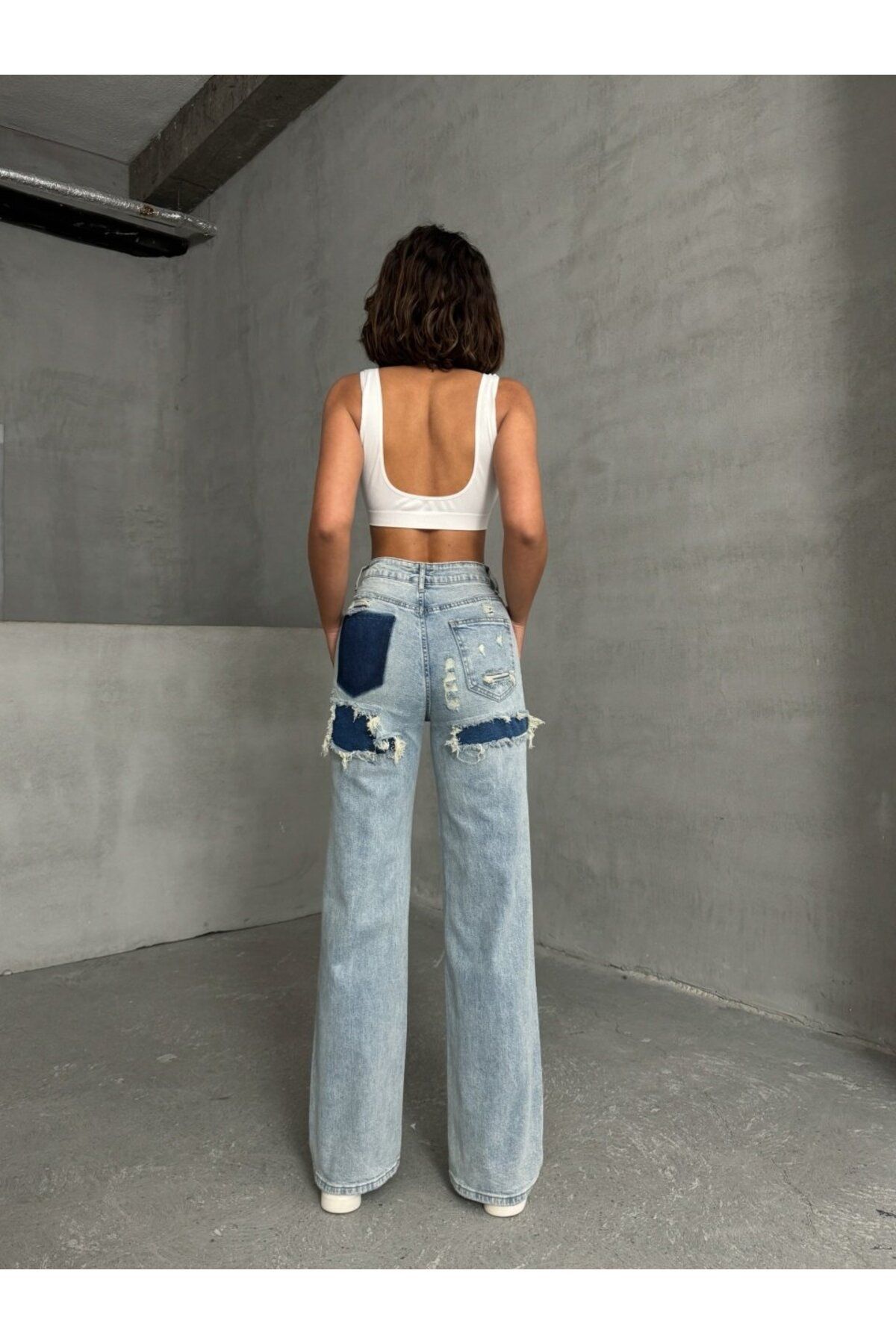 complete the look image