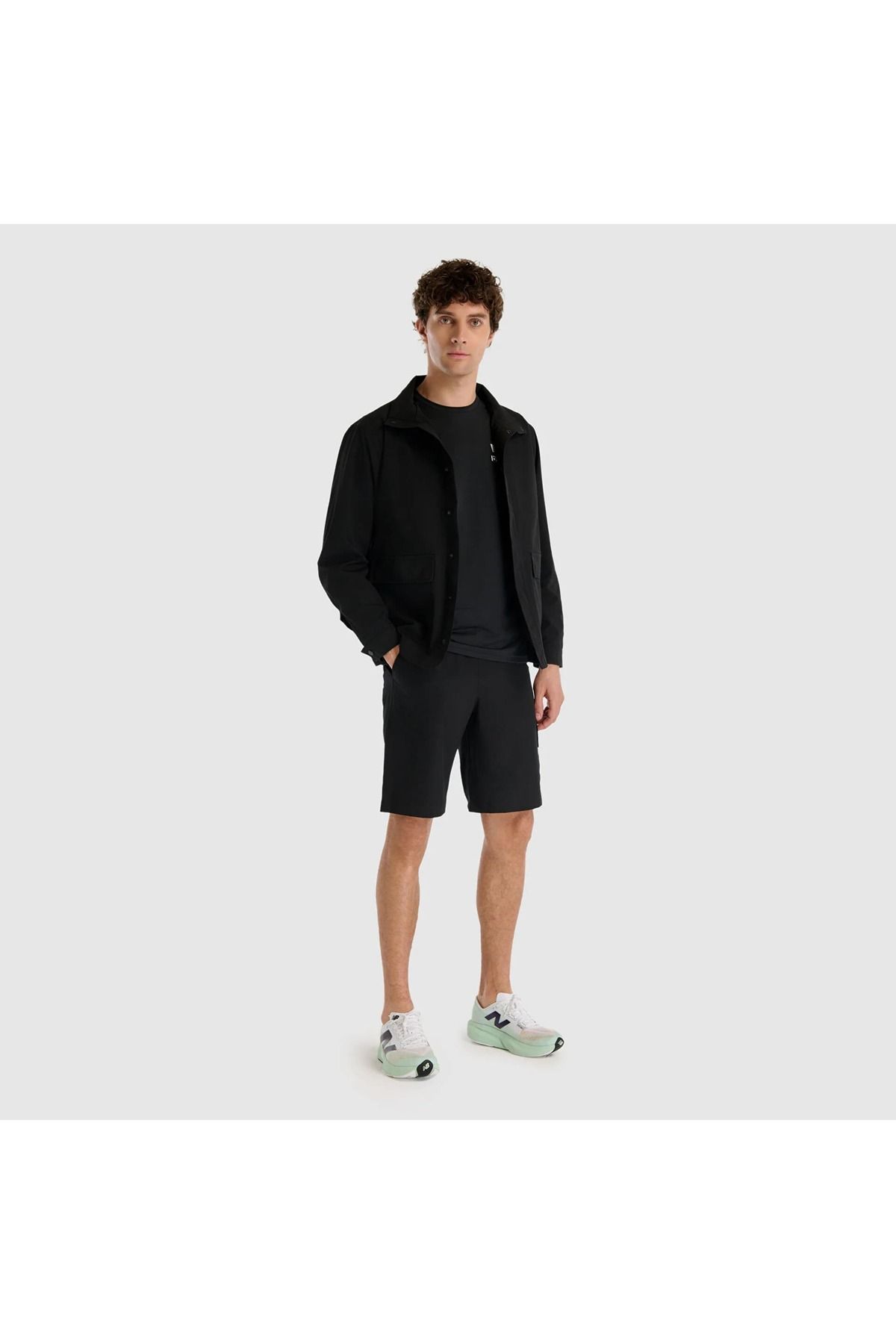 شلوارک و برمودا مشکی مردانه سیاه پوست کوتاه اورجینال New Balance