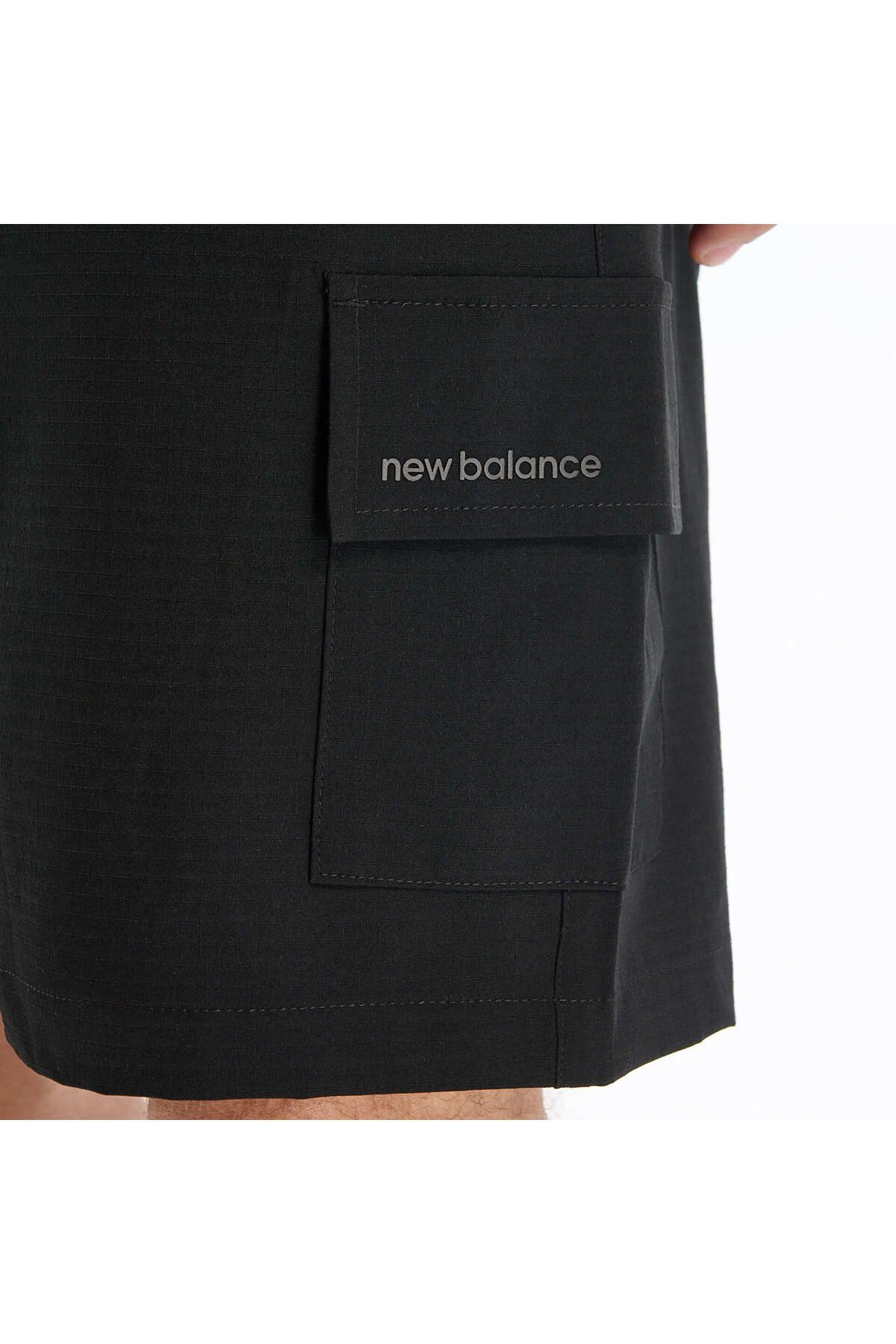 شلوارک و برمودا مشکی مردانه سیاه پوست کوتاه اورجینال New Balance