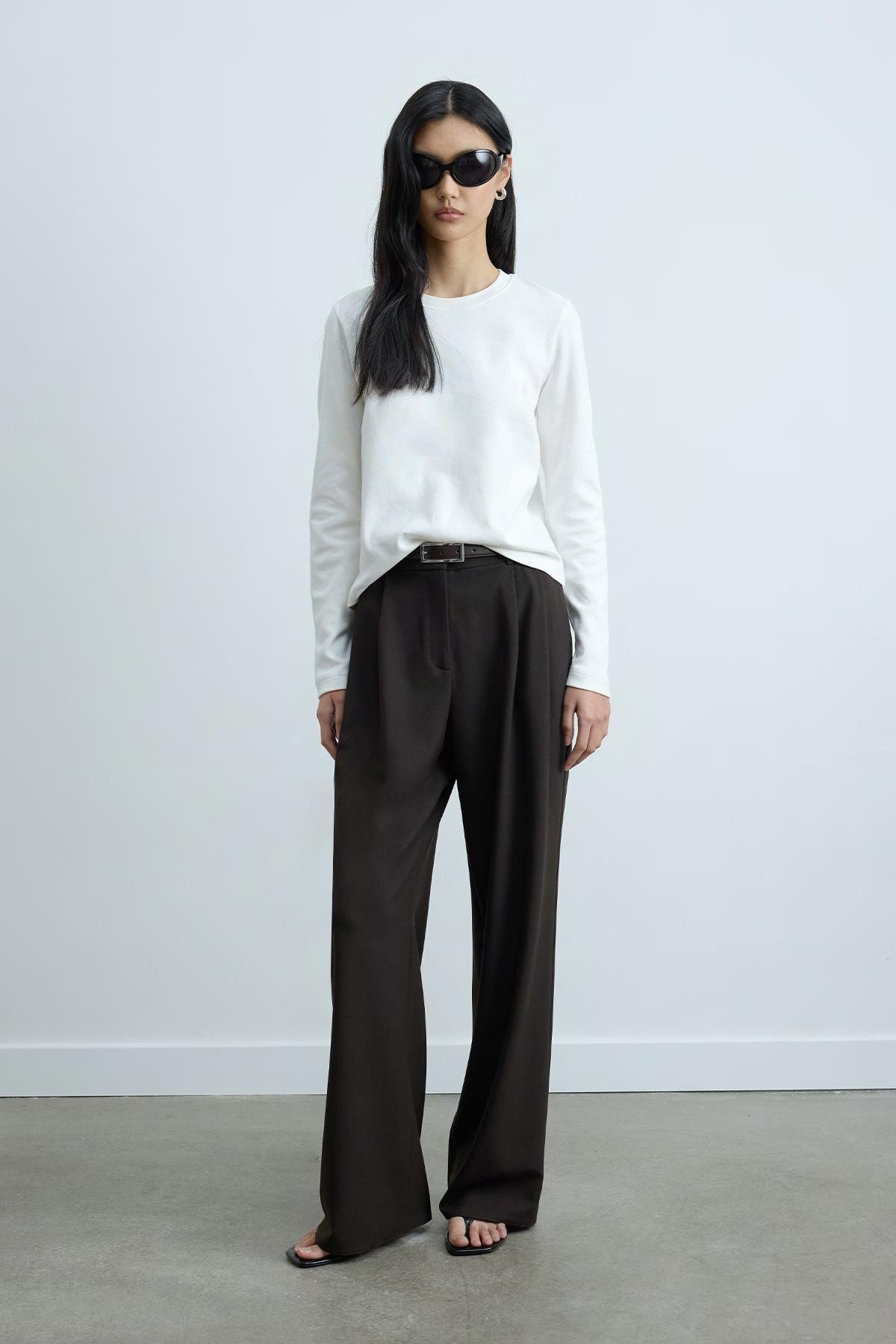 Suud Collection-Ecru Rumi Basic Long Sleeve T-Shirt 4