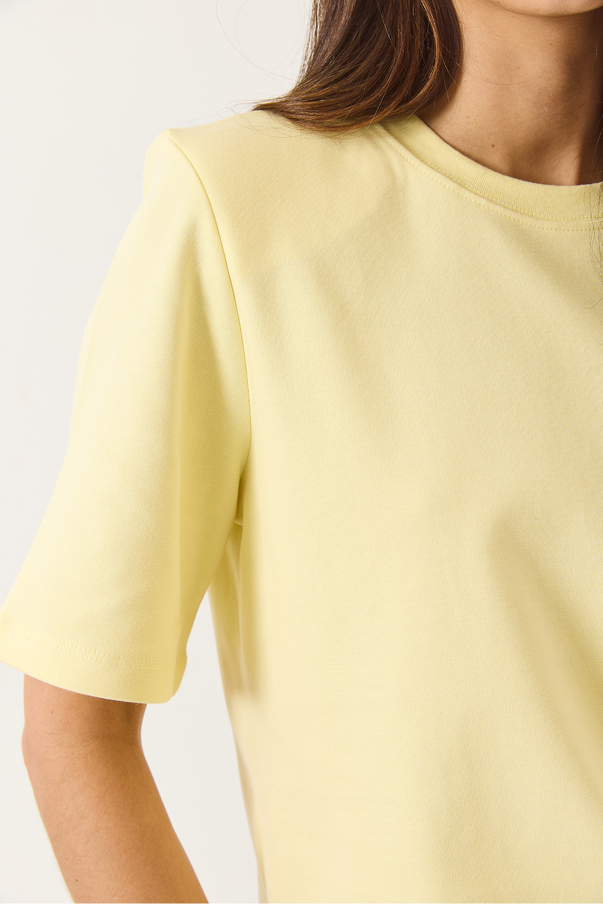 LUCCI Padded Crew Neck T-Shirt 4