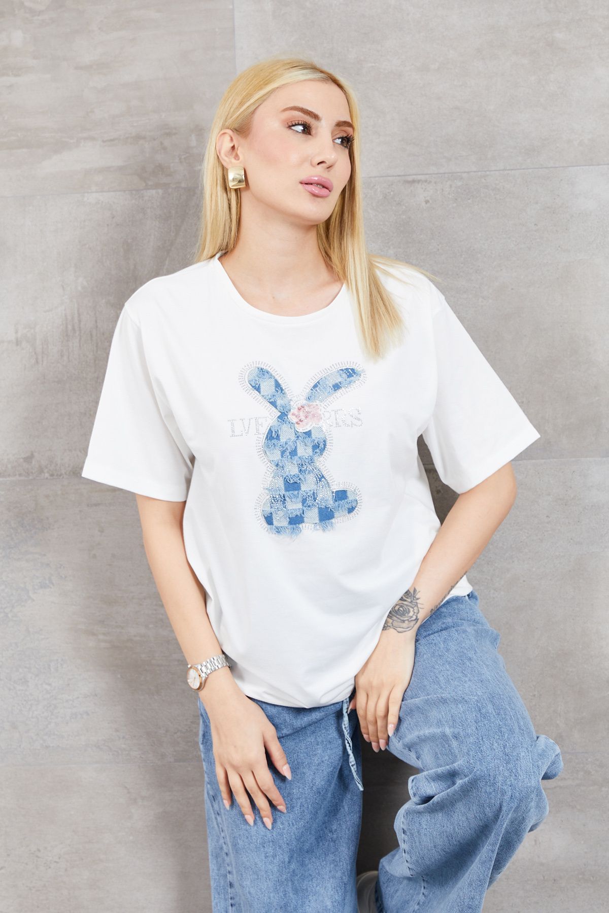 complete the look image